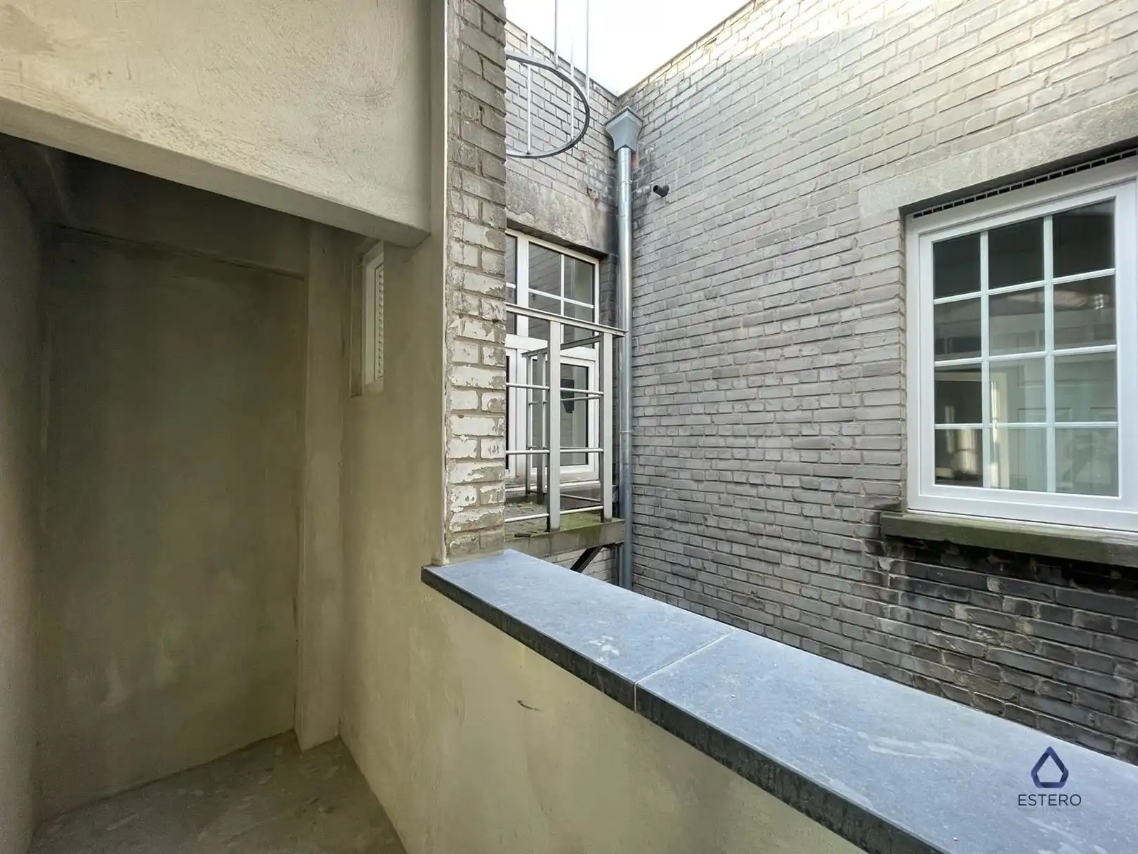 Gerenoveerd appartement met 2 slaapkamers op toplocatie foto 11