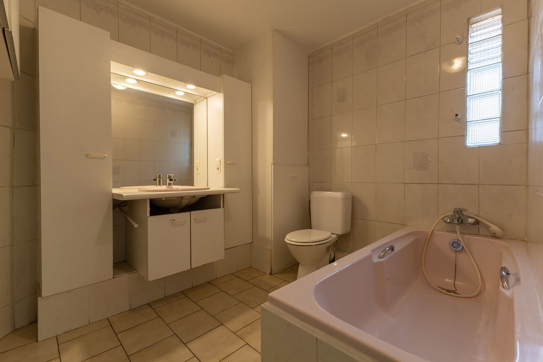 Zeer ruime woning met veel mogelijkheden foto 11