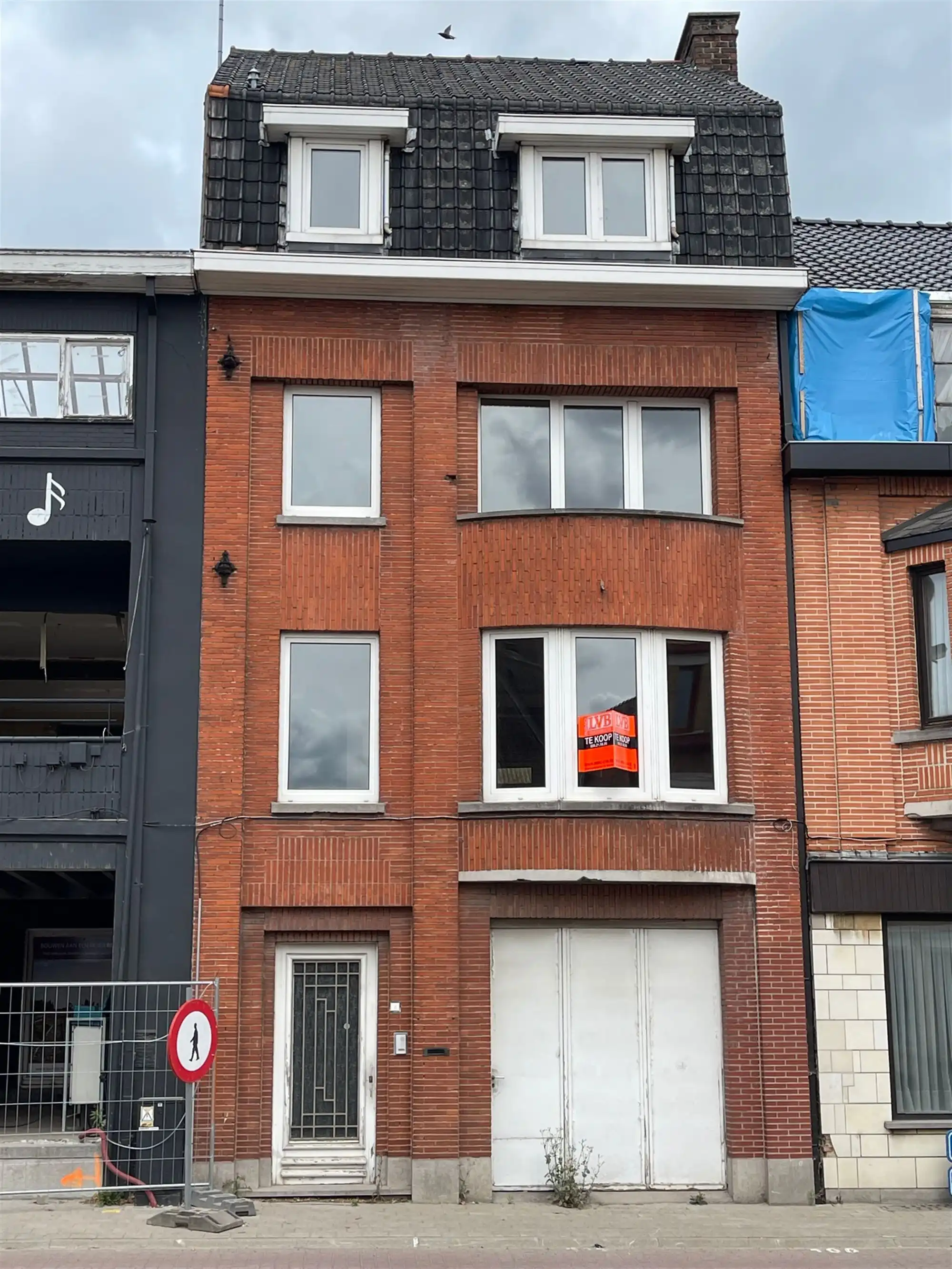 Hoofdfoto van de publicatie: Huis