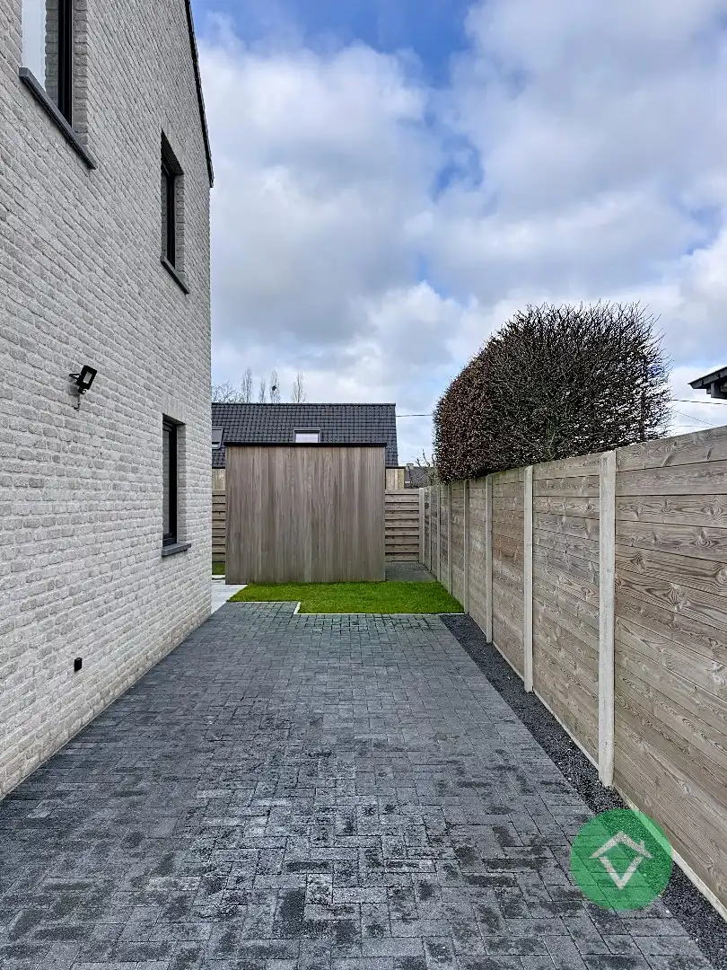 Instapklare woning met 3 slaapkamers te Koekelare foto 29