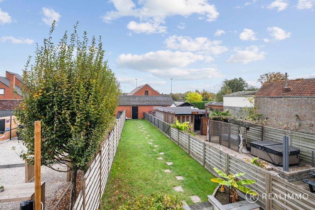 Duplexappartement met ruim terras in hartje Stasegem foto 8