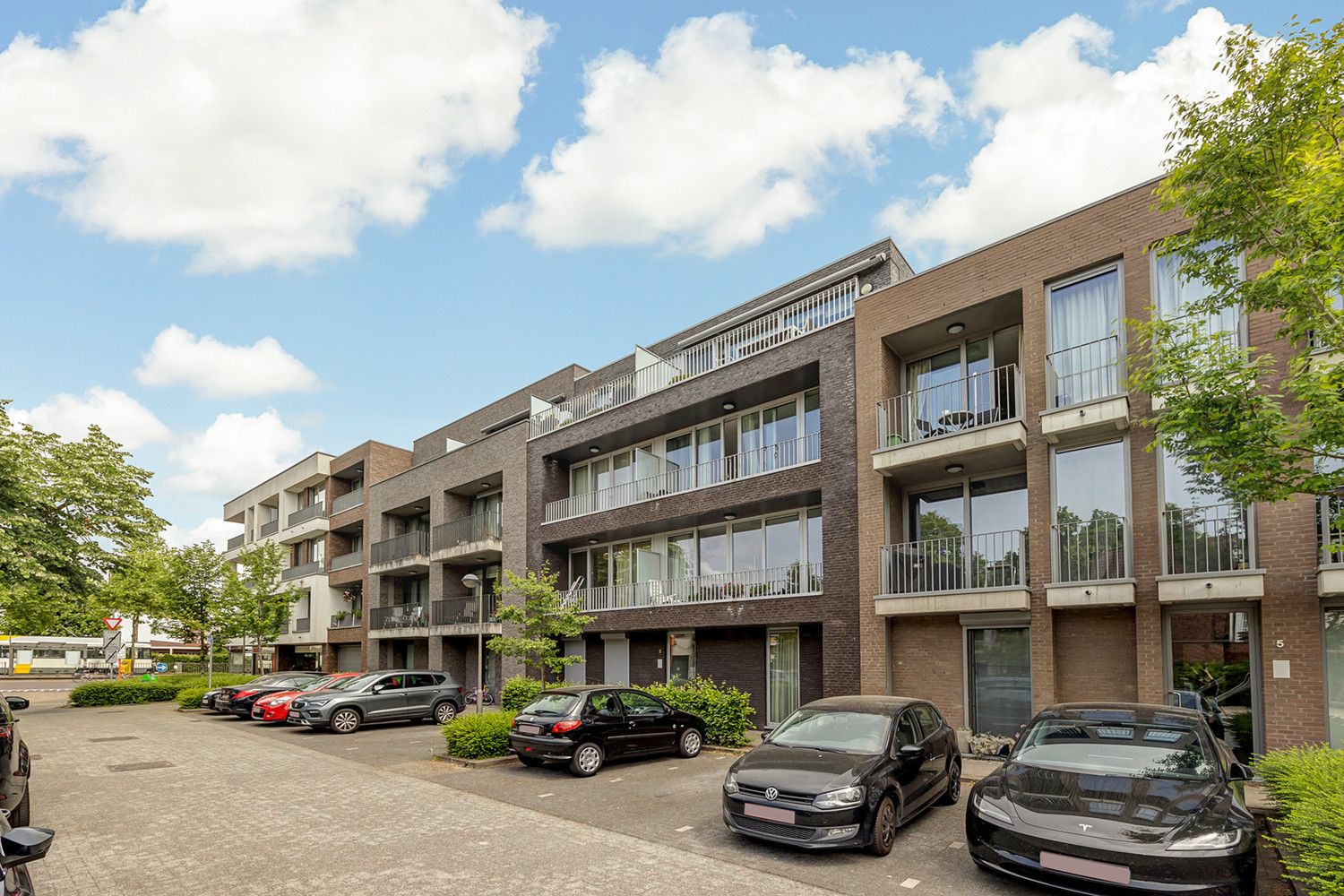 Energiezuinig (EPC A!) en verhuurd 2 slk-appartement (90m²) in een kwaliteitsvol en recent gebouw op de grens Mortsel/Berchem met optionele ondergrondse parking foto 18