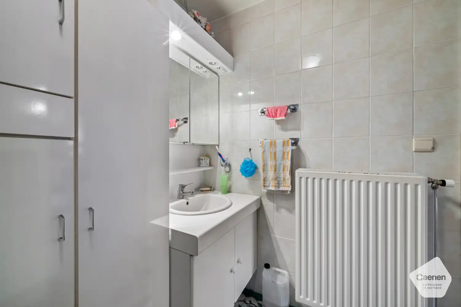 Eén slaapkamer appartement met twee ruime terrassen vlakbij het strand foto 14