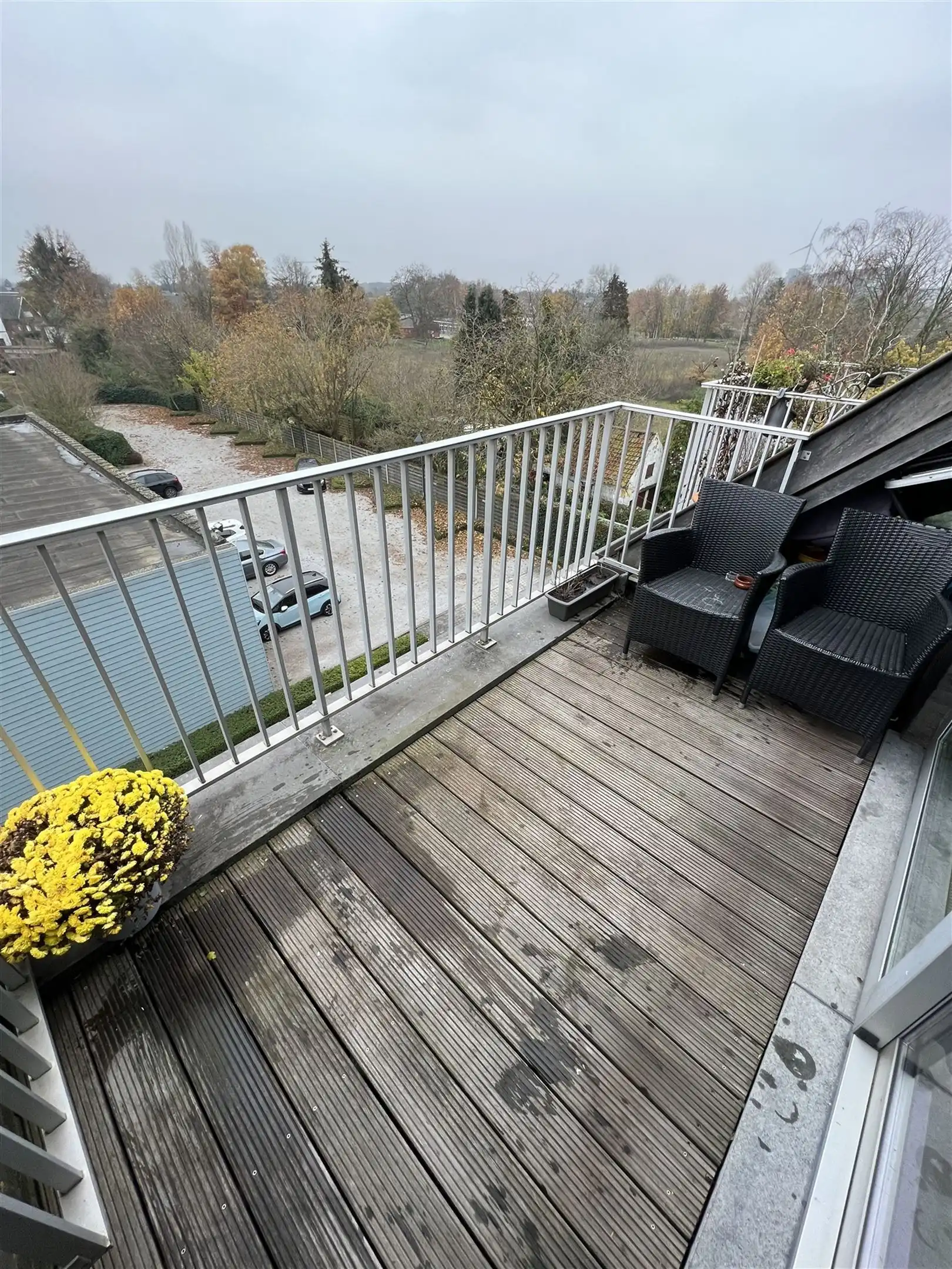 Appartement met 2 slaapkamers en terras. foto 11