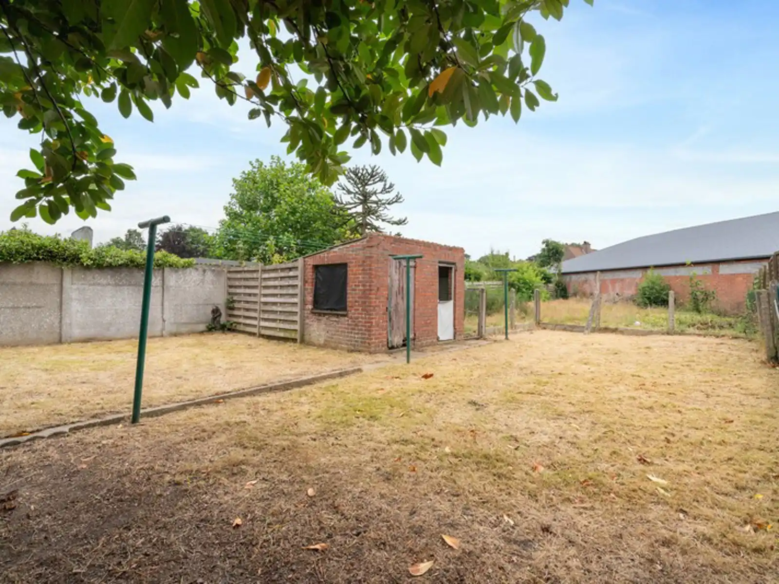 Renovatiepand op goede ligging foto 18