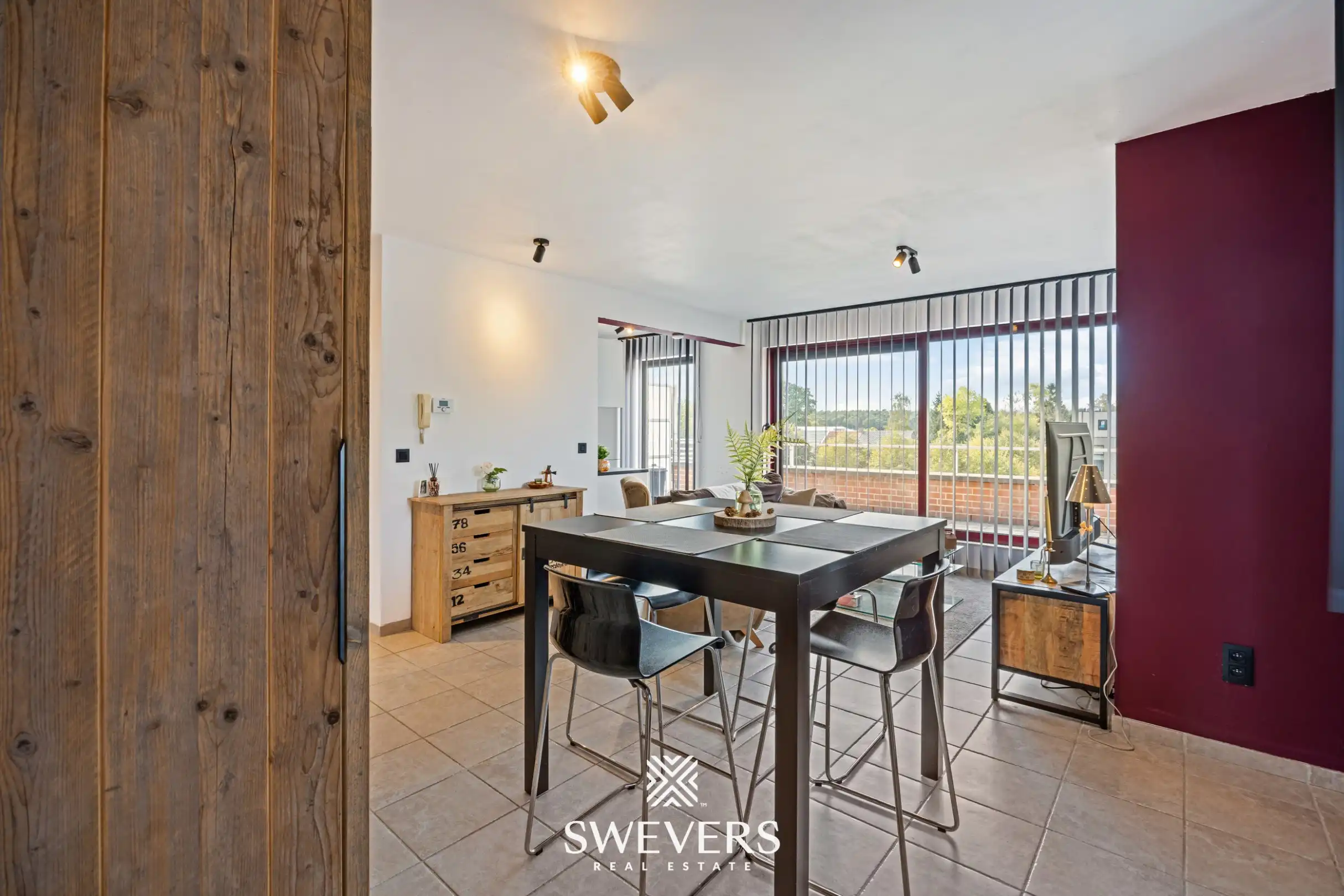 Ruim en opgefrist appartement met 1 slaapkamer, 2 terrassen en garagebox in Heppen foto 5