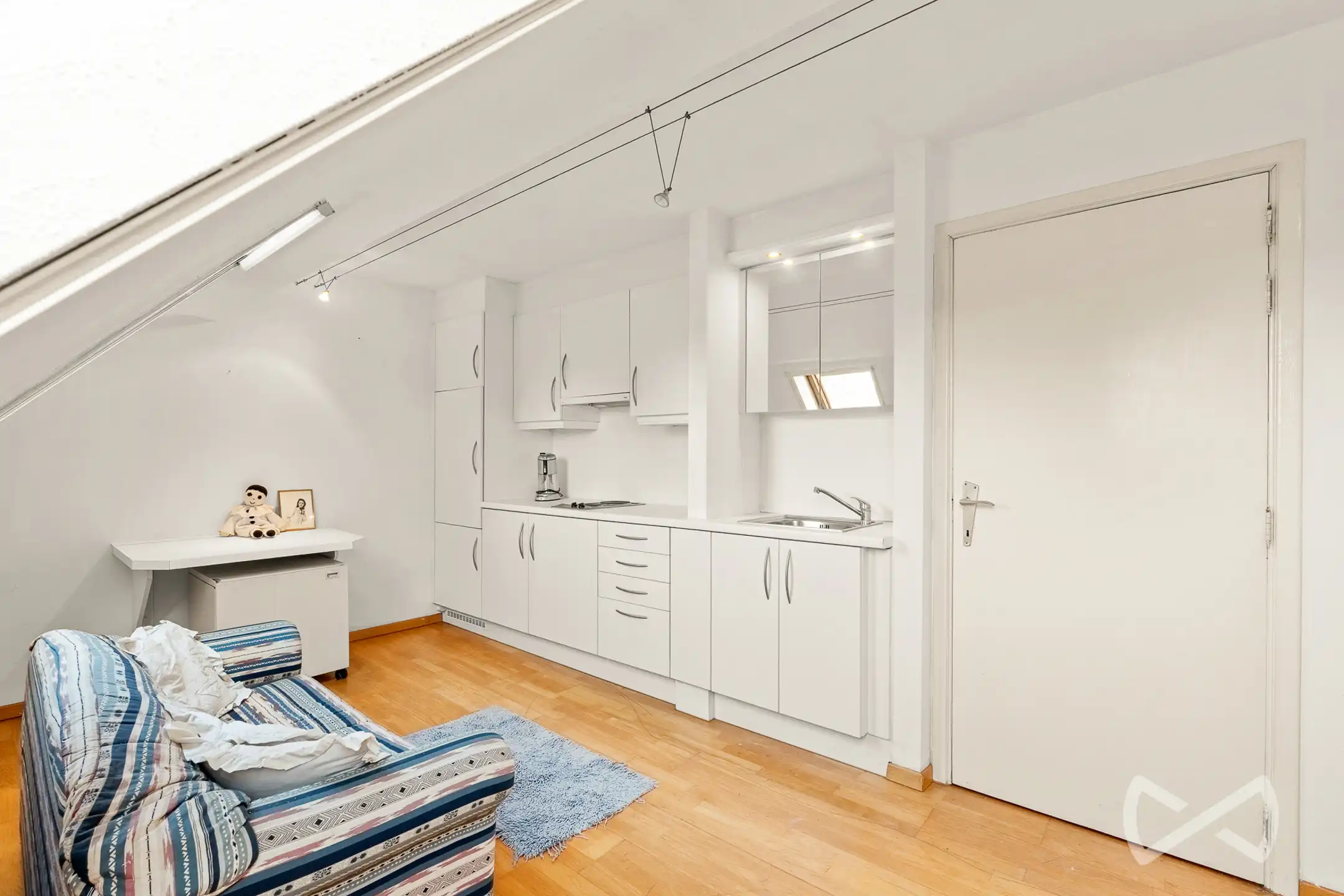 TE KOOP | Veelzijdig pand met 5 kamers en atelier van 80 m² foto 22