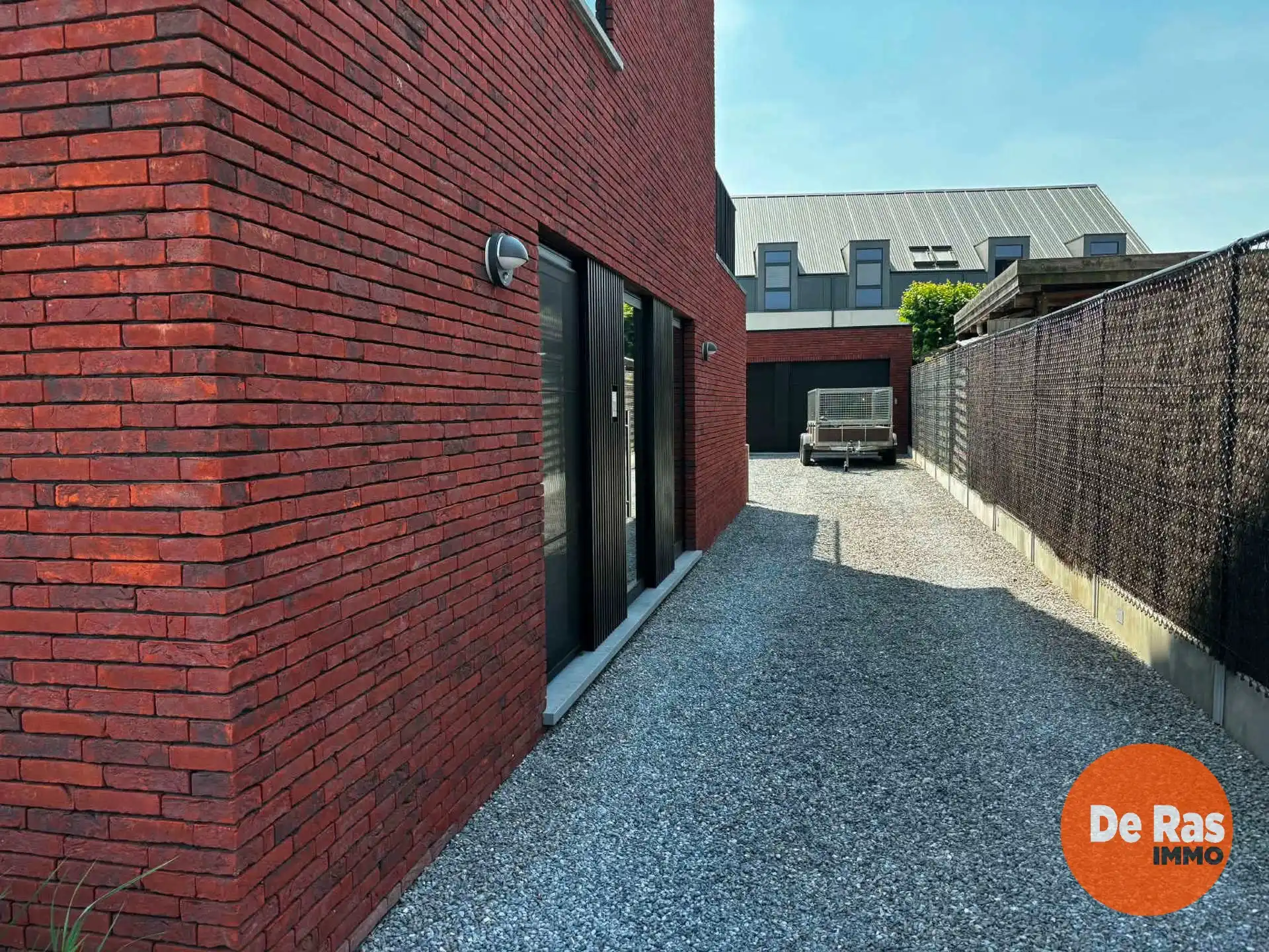 WETTEREN - Gelijkvloers appartement op rustige locatie foto 2