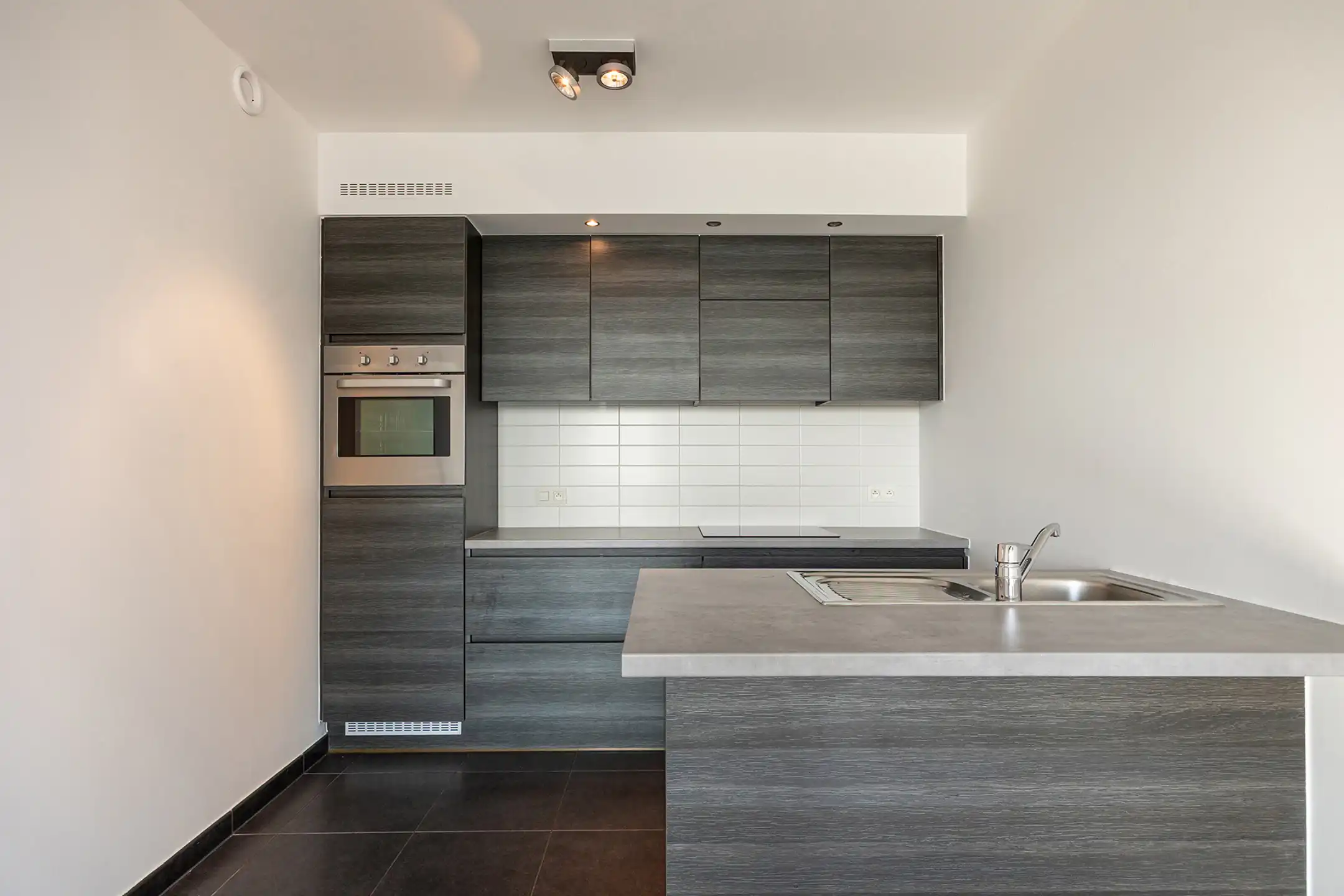 Panoramisch wonen in het hart van Antwerpen foto 9