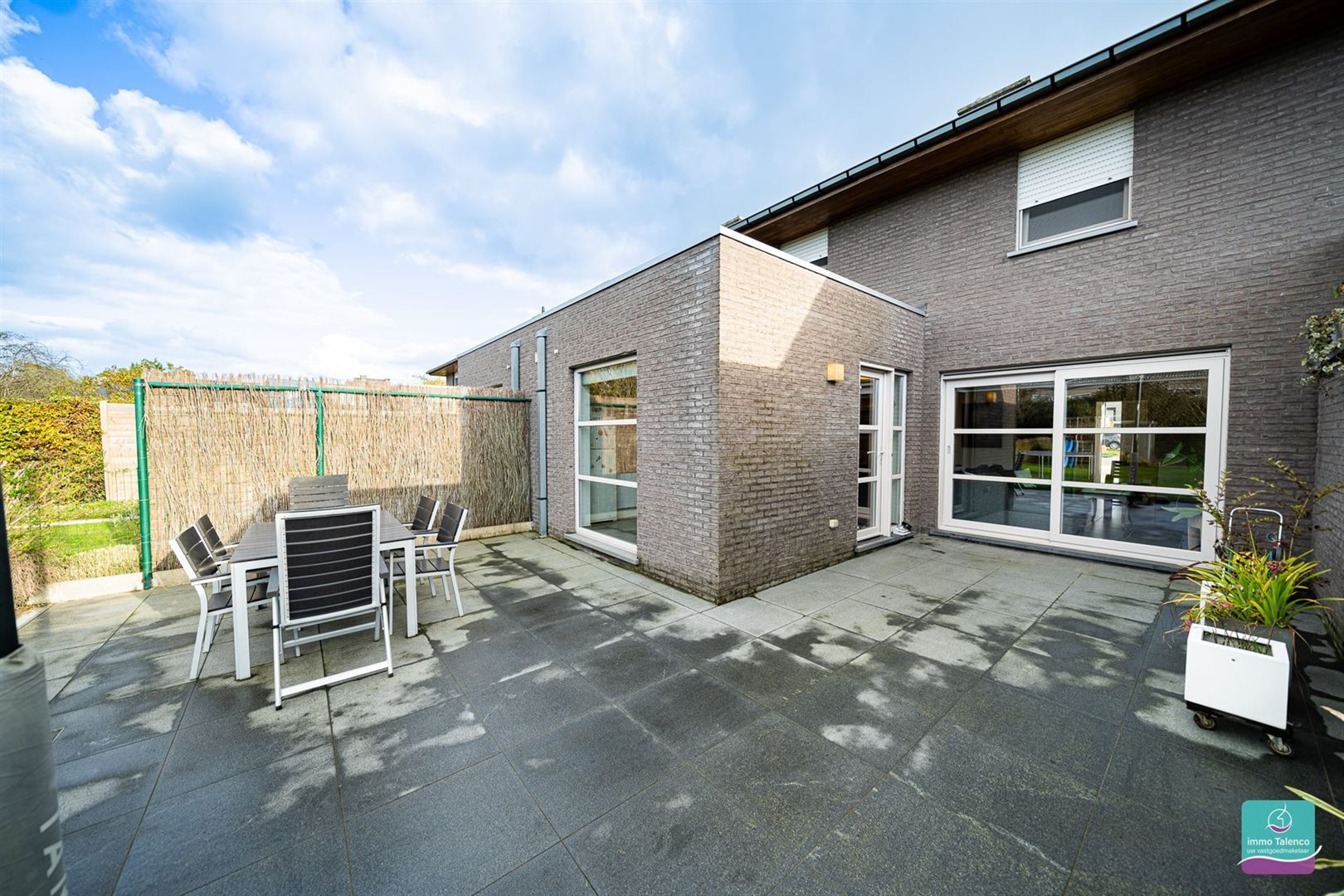 Instapklare woning - 3 slpks - garage - terras - tuin foto 3