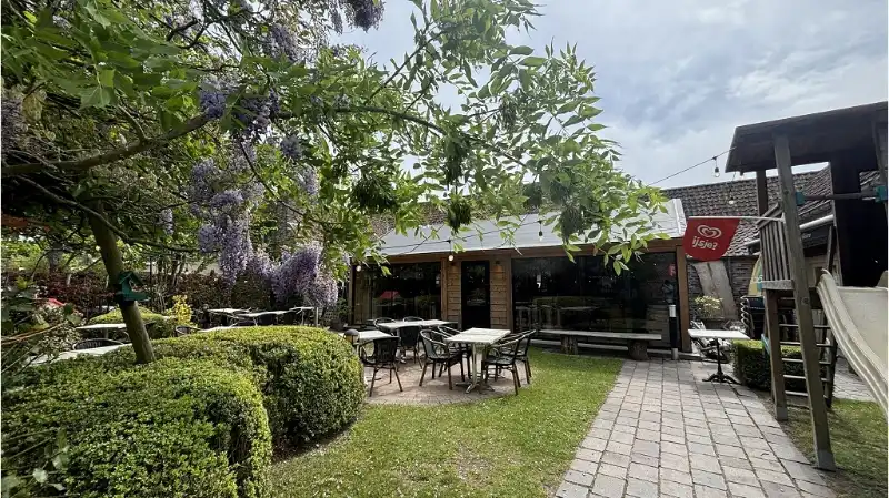 Overname instapklare Bistro - Brasserie met Feestzaal en 2 Terrassen in Donk (Maldegem) foto 8