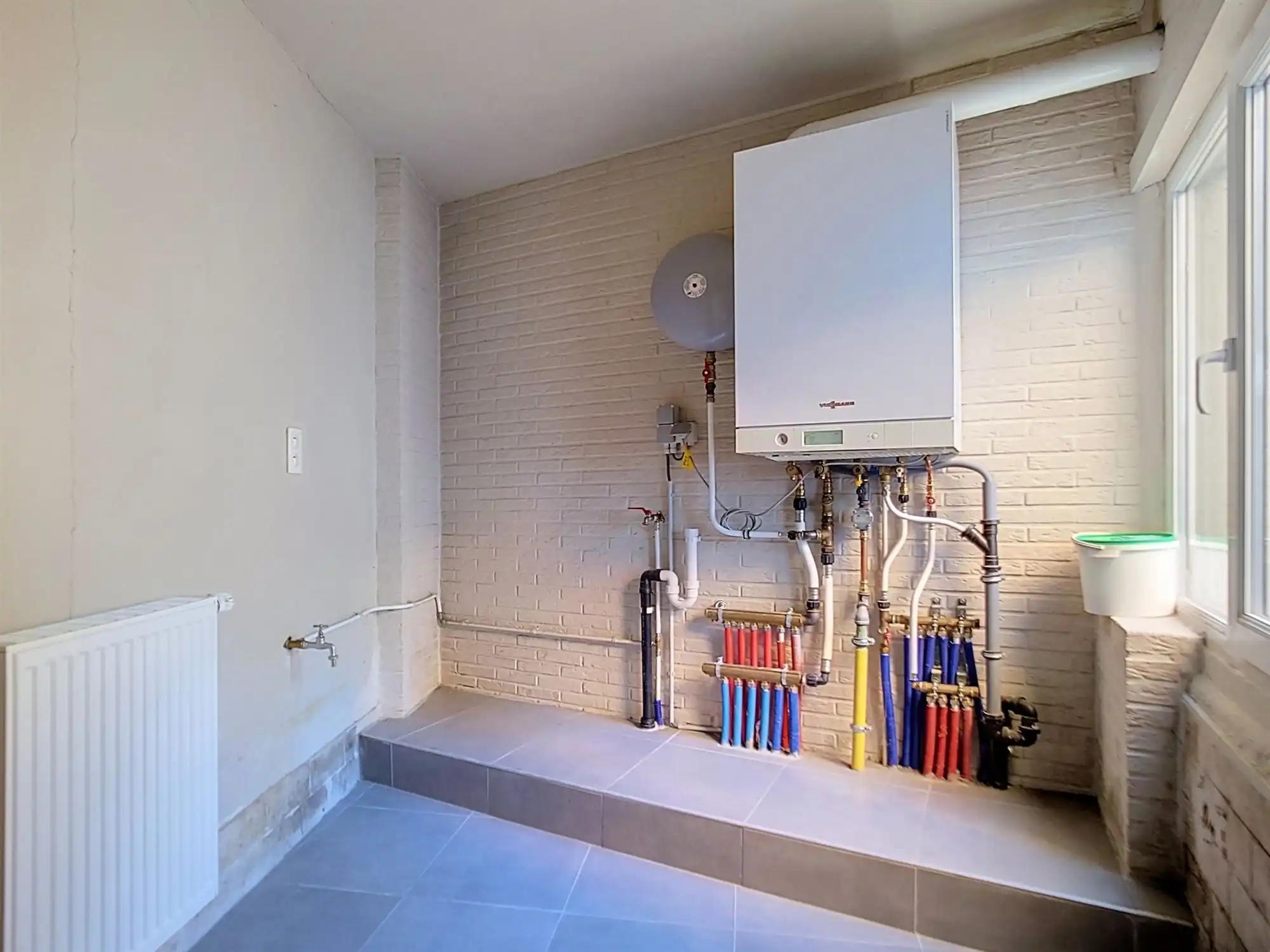 Gelijkvloers appartement met 2 slaapkamers, polyvalente ruimte en garage foto 13