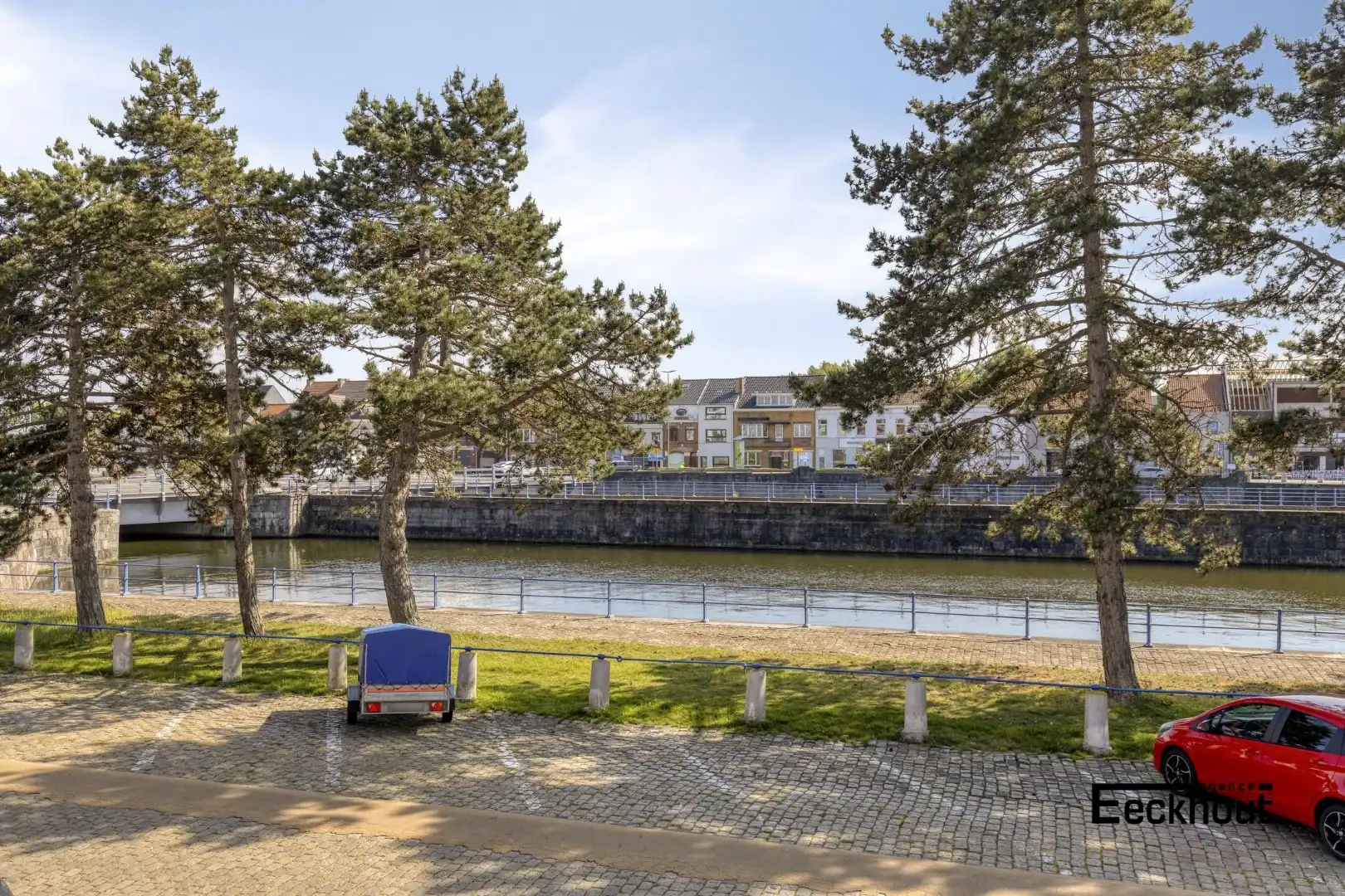Voormalige pastoriewoning met grote, zonnige tuin op charmante ligging! foto 24