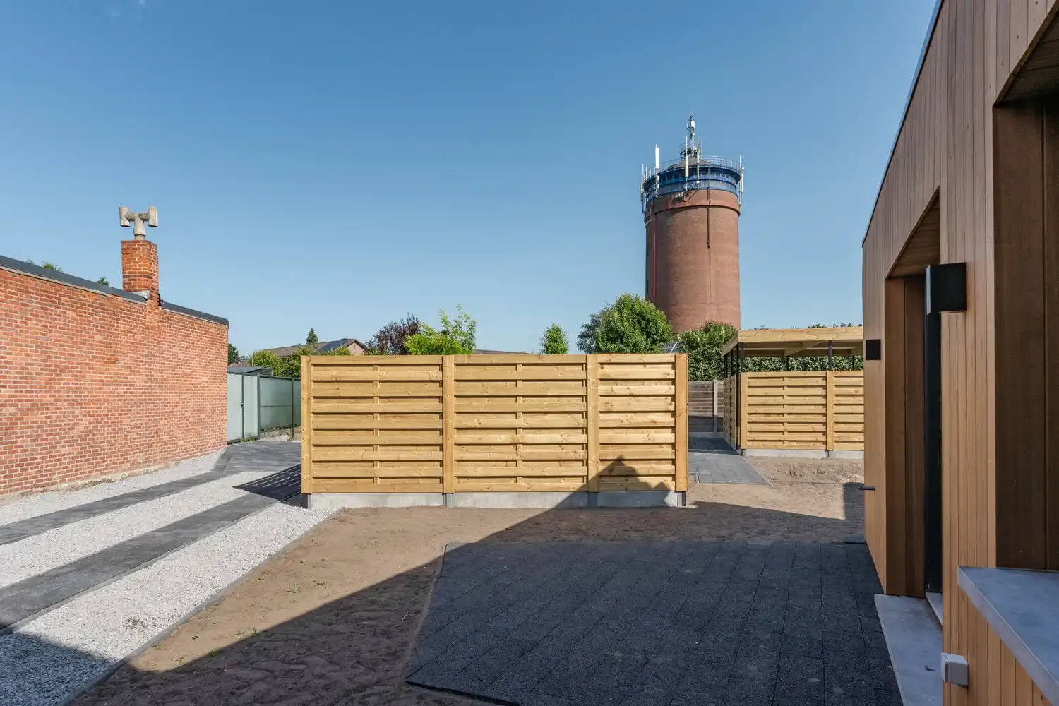 Ruime halfopen woning met 4 slaapkamers, ideaal gelegen aan de Steenweg op Kleine Brogel in Kaulille! foto 35