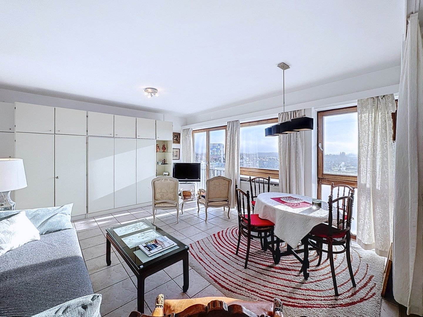 Ruime studio gelegen aan de achterzijde van de Zeedijk foto 6