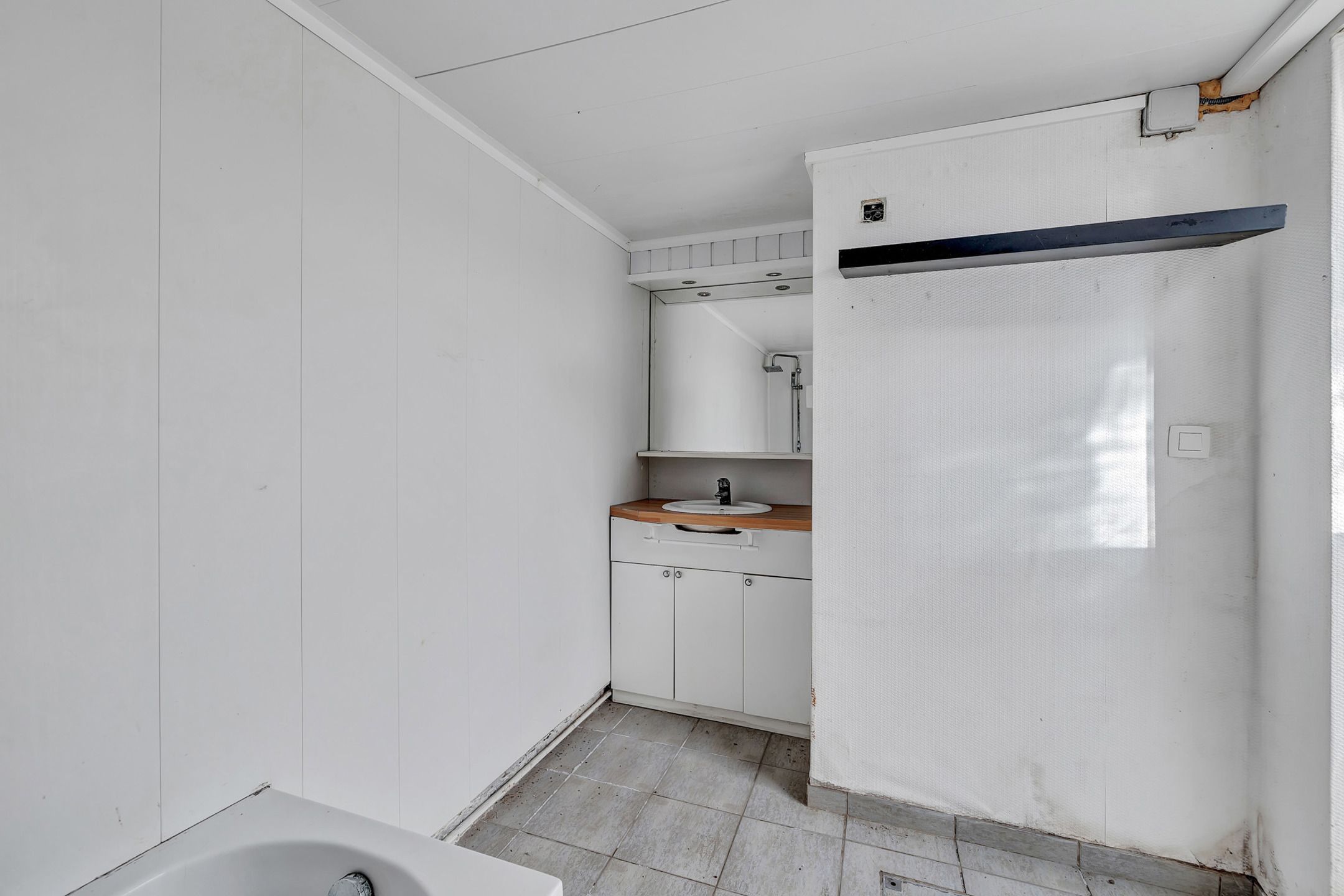 Te renoveren woning met centrale ligging in Astene/Deinze foto 8