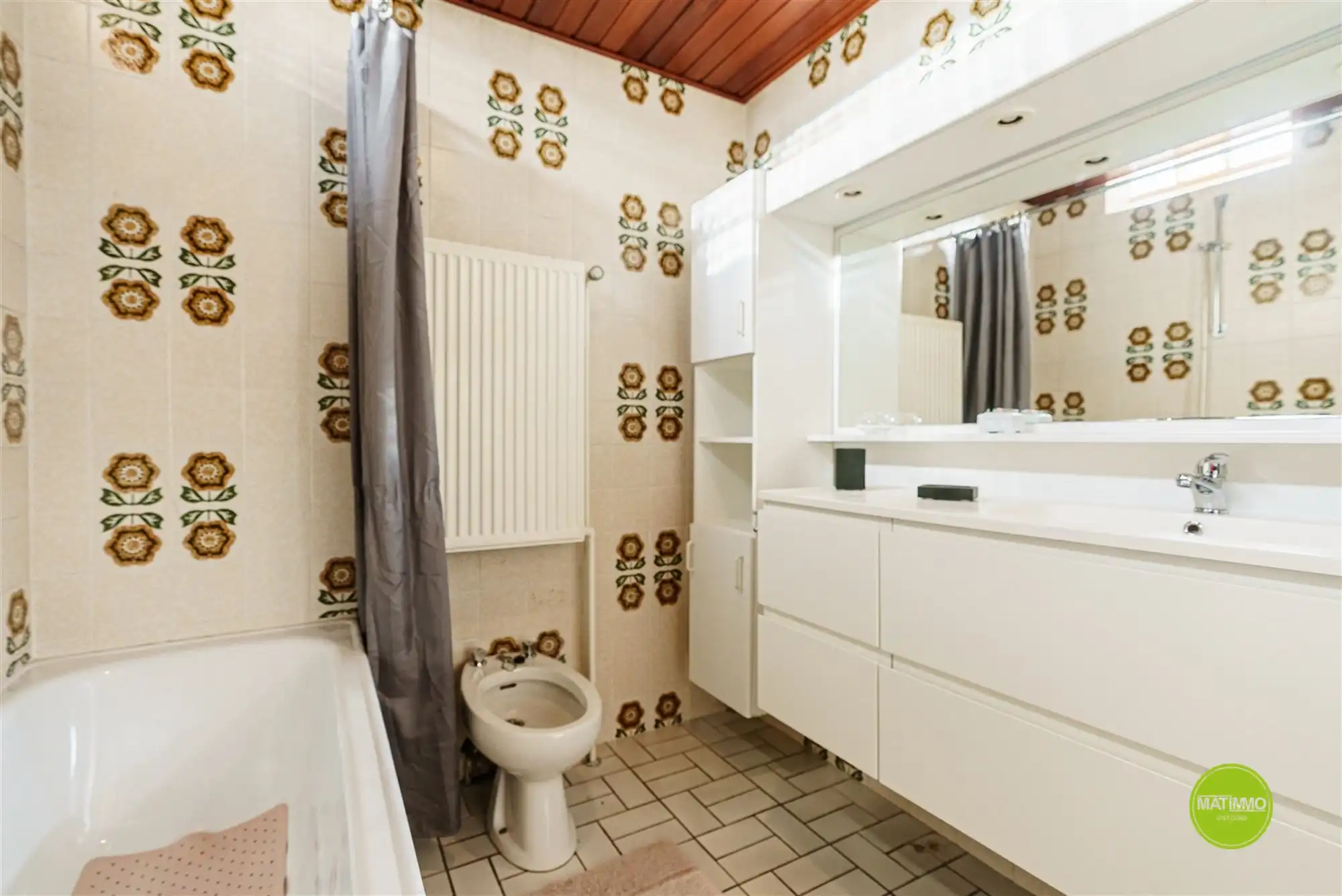 Gezellige jaren 70 bungalow in een rustige straat in Lommel foto 17