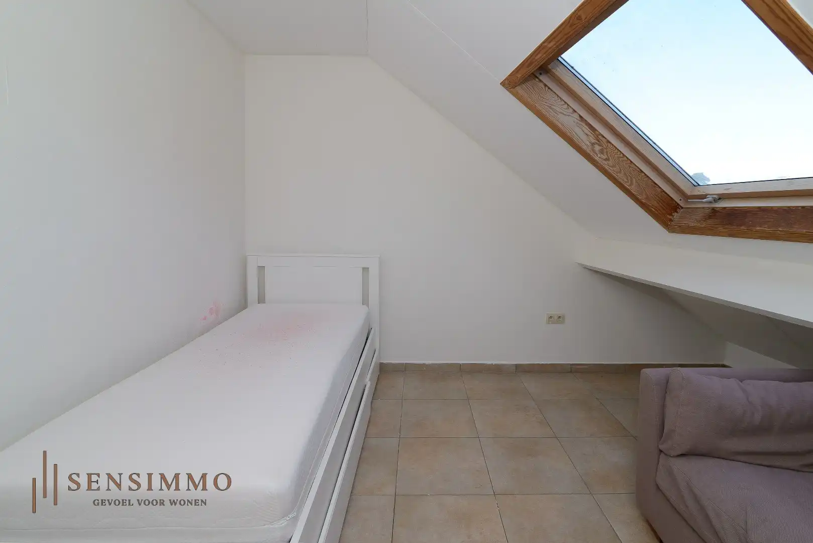 Ruim duplex met 2 slaapkamers, ruim terras en autostaanplaats  foto 14