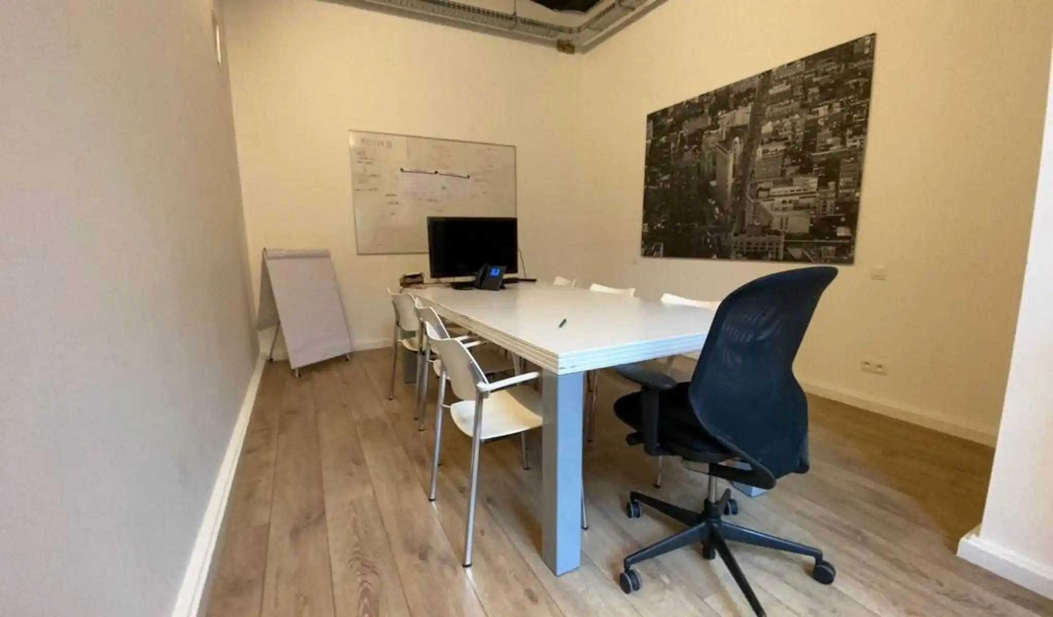 Modern en Instapklaar Kantoor  foto 3