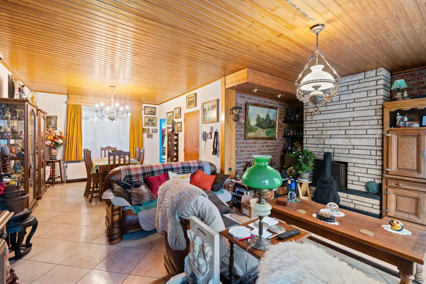 Gezinswoning met 3 slaapkamers, garage en tuin in Wemmel foto 2