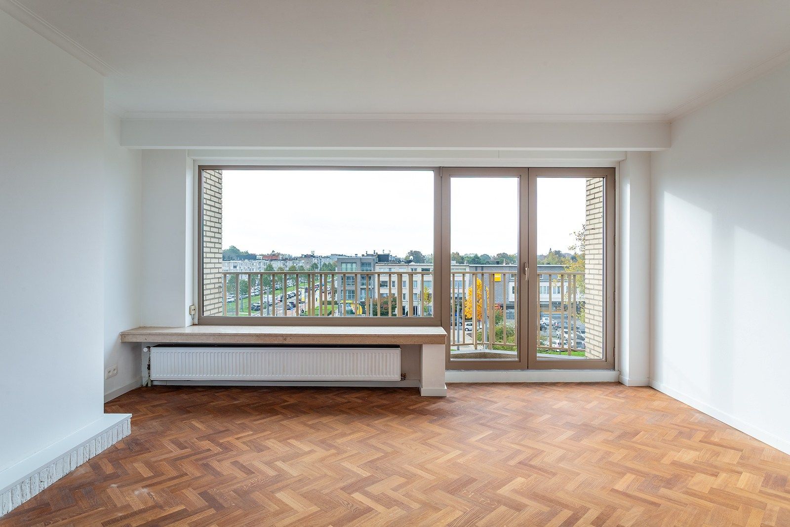 Gerenoveerd instapklaar appartement op gezellige locatie foto 4