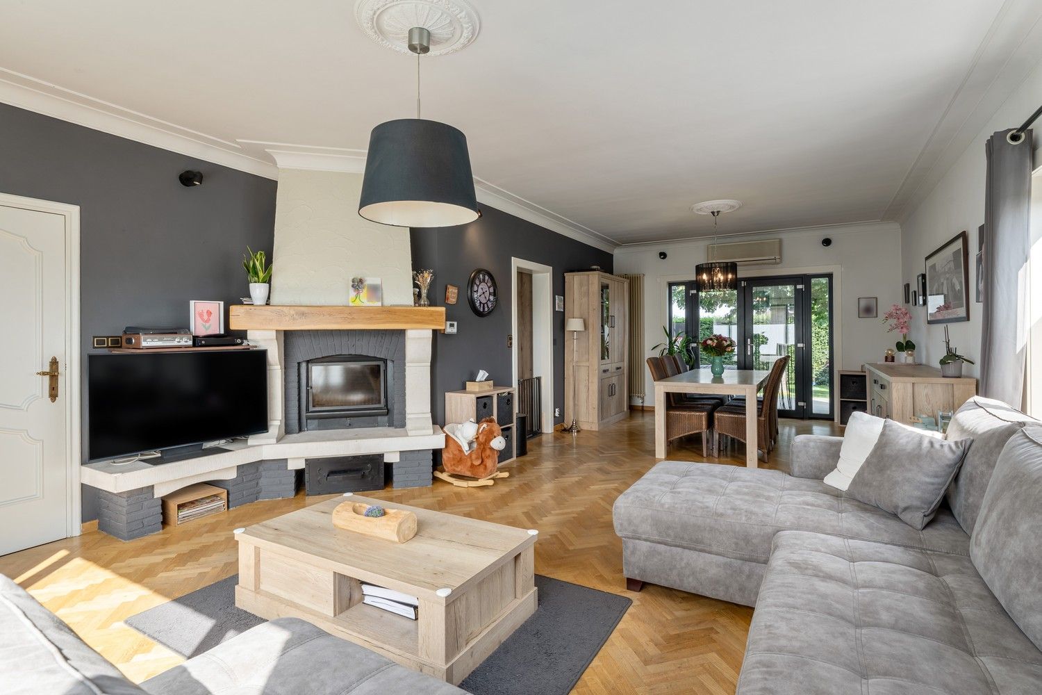 Gerenoveerde woning in het rustig gelegen Brustem. foto 2