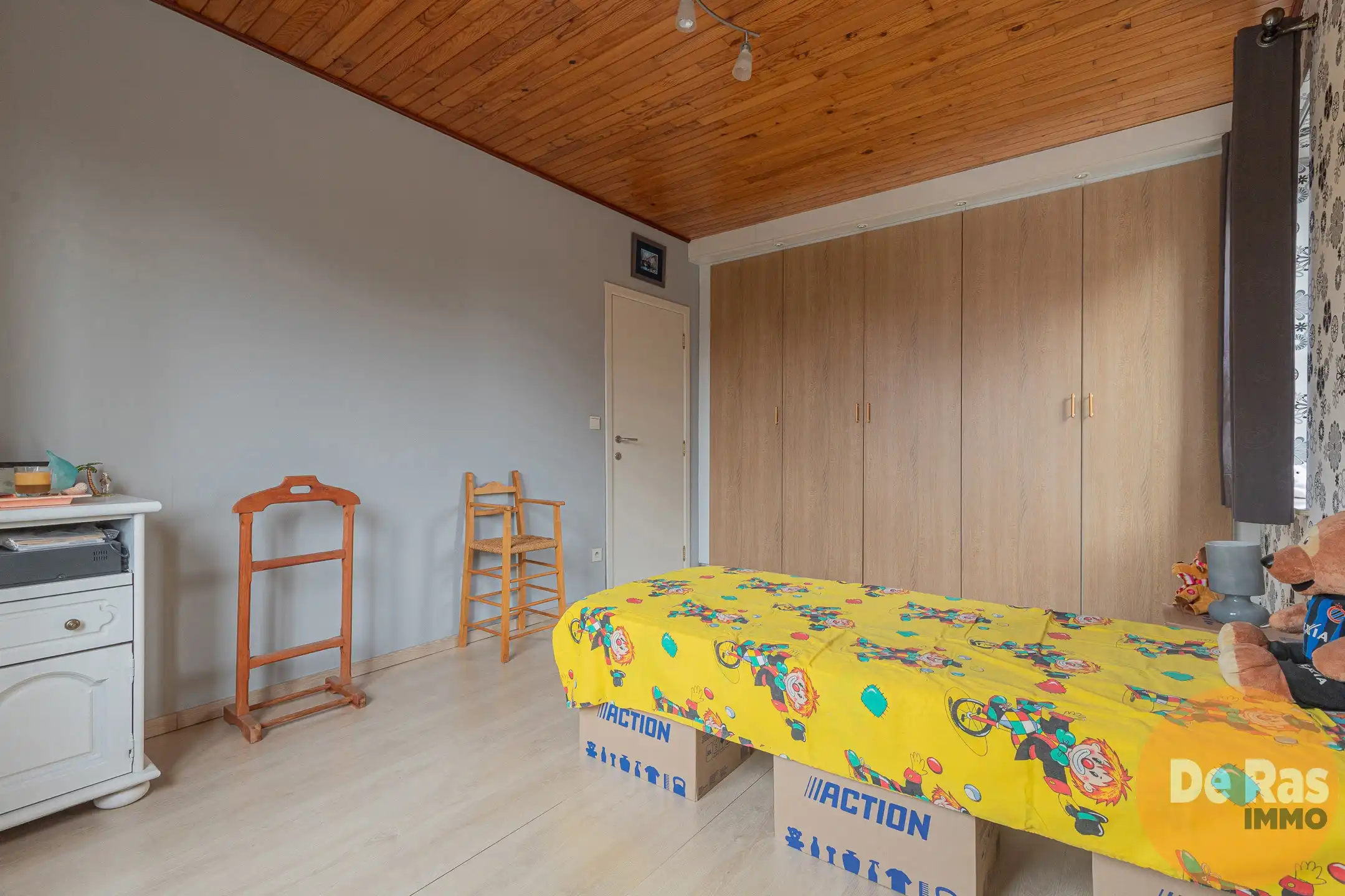 EREMBODEGEM - Gezinswoning met 3 slpk, garage en ruime tuin! foto 12