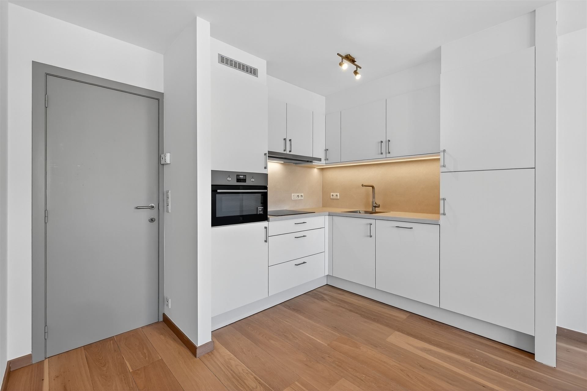 JACHTHAVEN / ZONNIG TERRAS foto 9