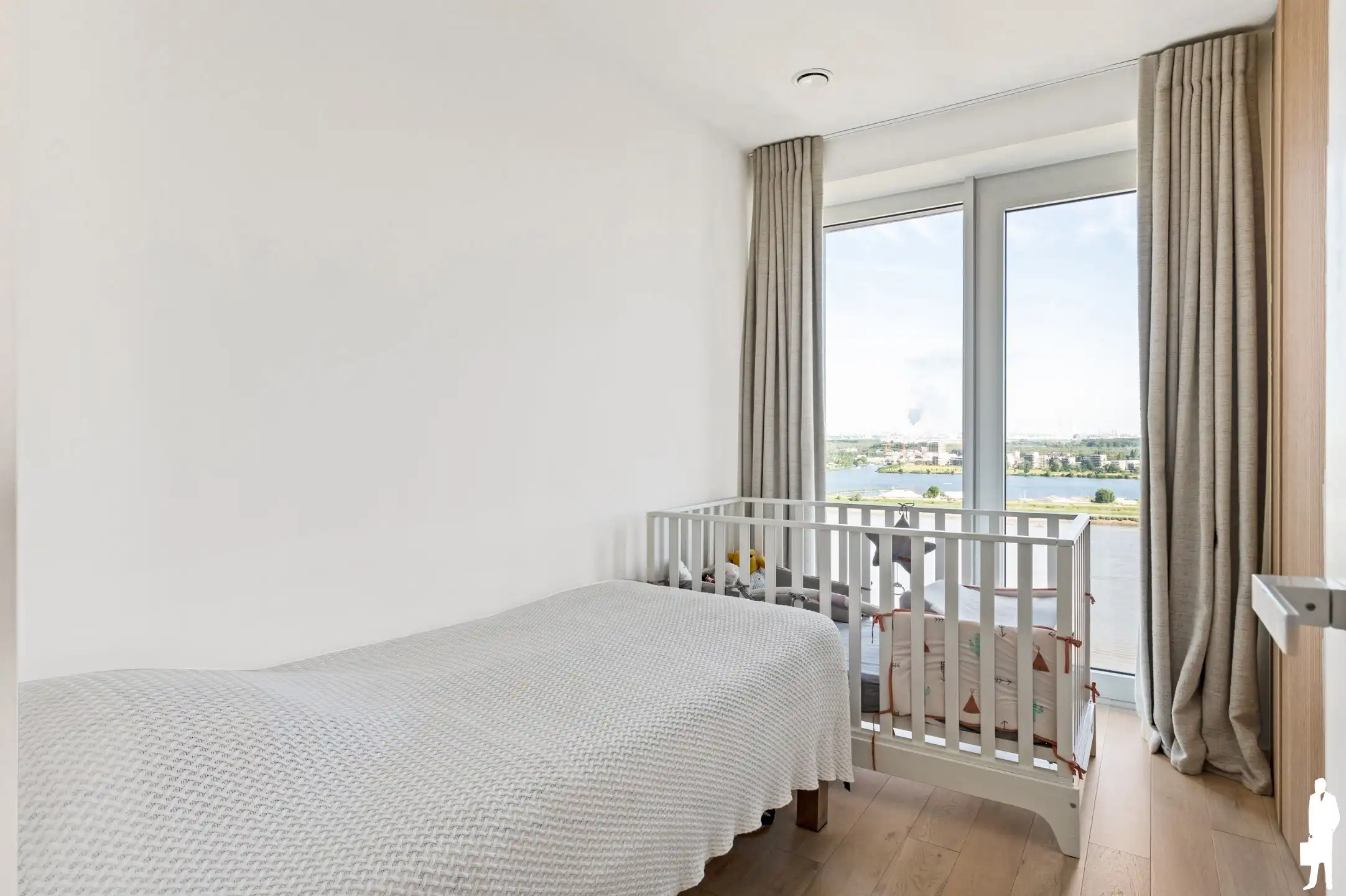 Exclusief 2-slaapkamerappartement op toplocatie in Nieuw Zuid foto 10