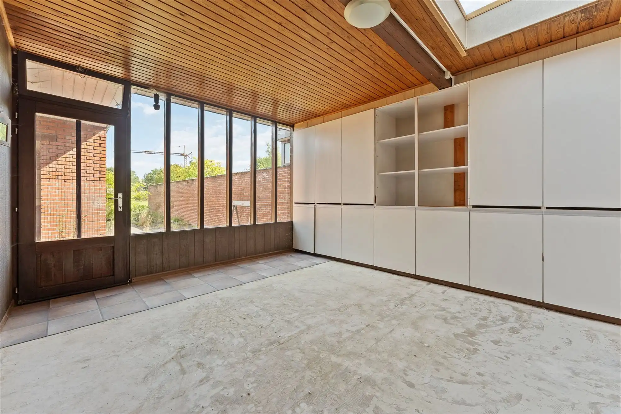 WONING MET ZICHT OP KANAAL OP PRACHTIGE LIGGING foto 11