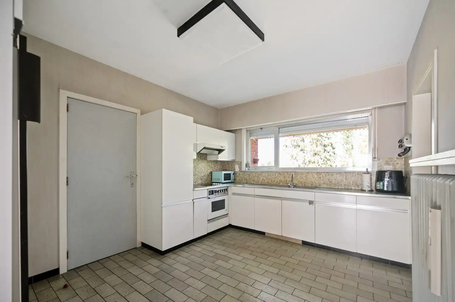 Ruime open bebouwing met 3 slpkrs en veel potentieel op een prima locatie te Beerzel foto 13