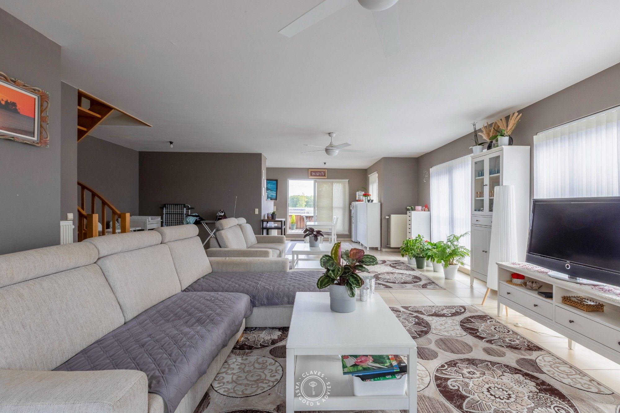 Imposant duplexappartement met een zee aan ruimte foto 2