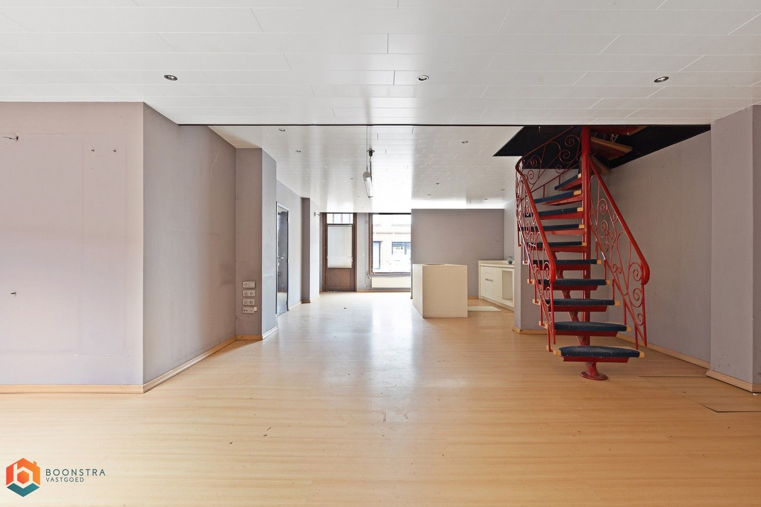 Te renoveren handelsgelijkvloers met woonst in het centrum van Itegem foto 11