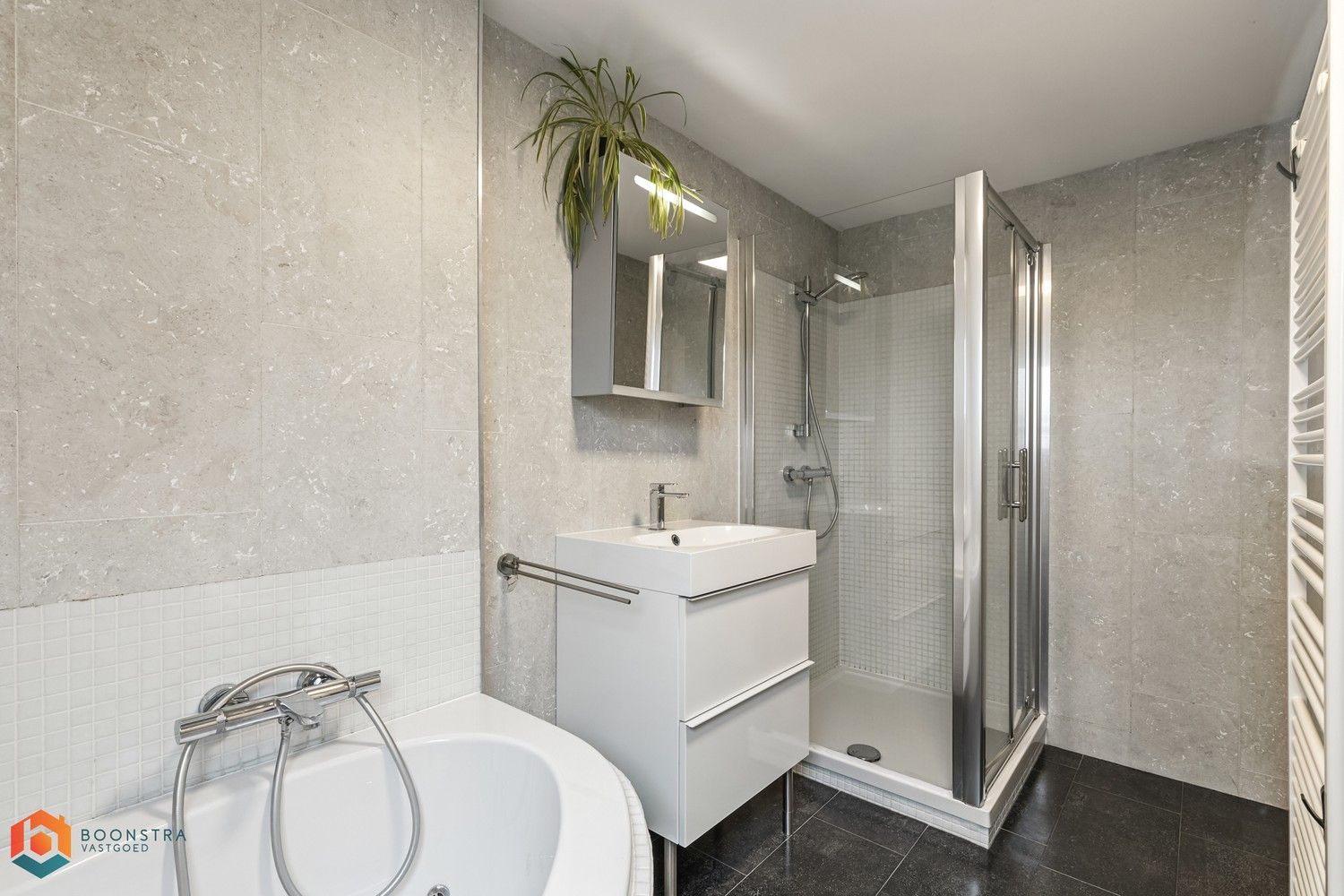 Instapklare woning met 2 slaapkamers en tuin foto 15