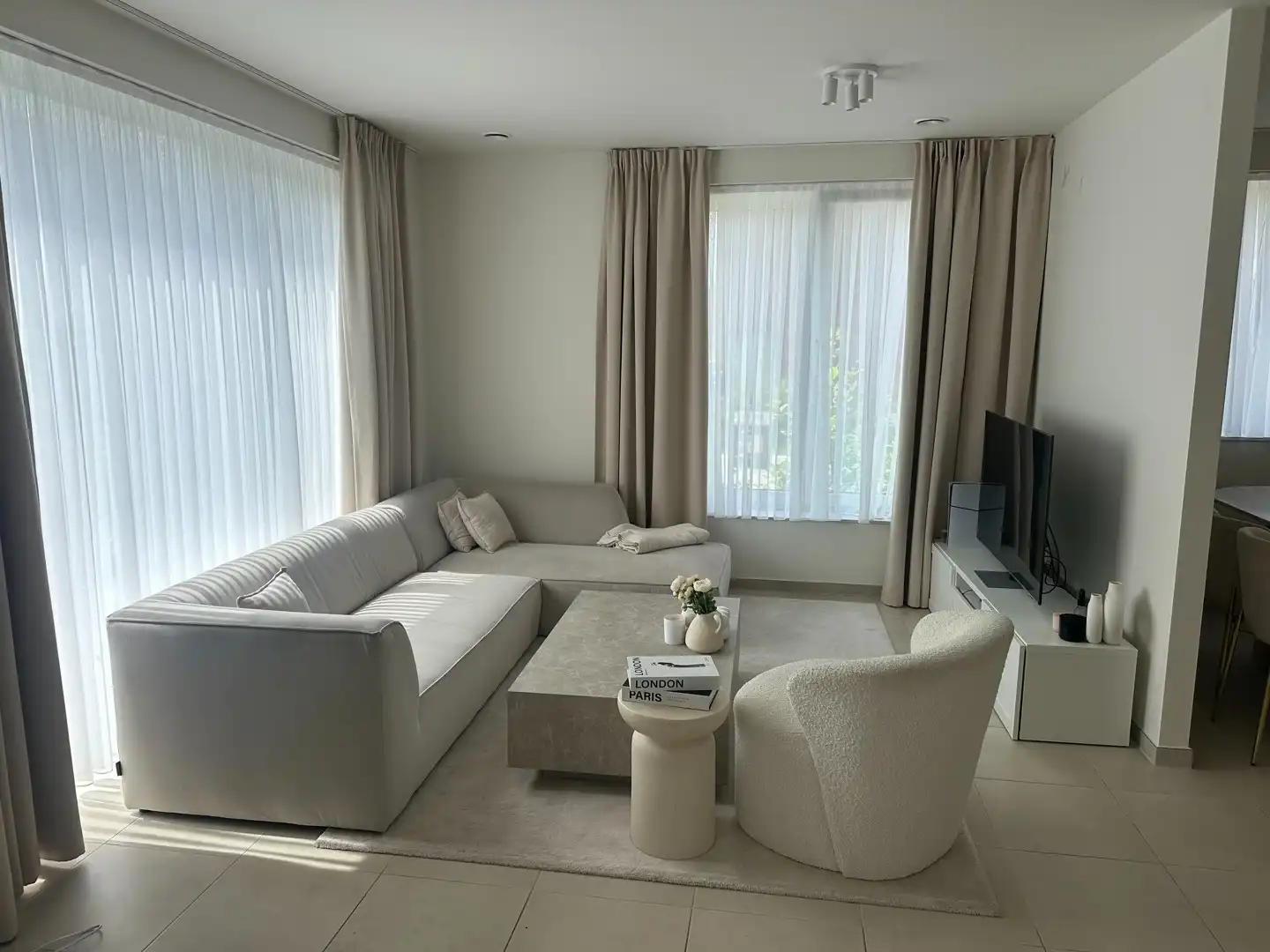 Te Huur: Modern & Duurzaam Parkappartement nabij Brussel foto 3