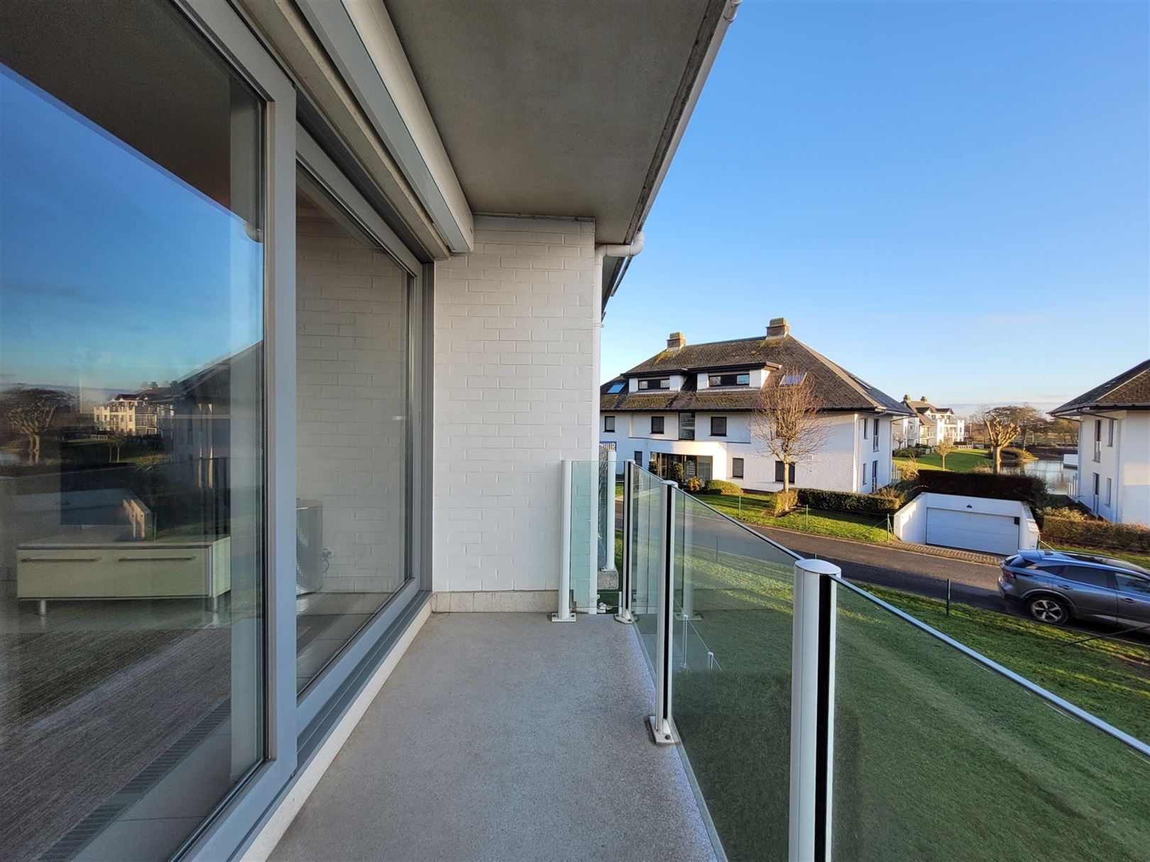 Gemeubeld appartement met 1 slaapkamer foto 5