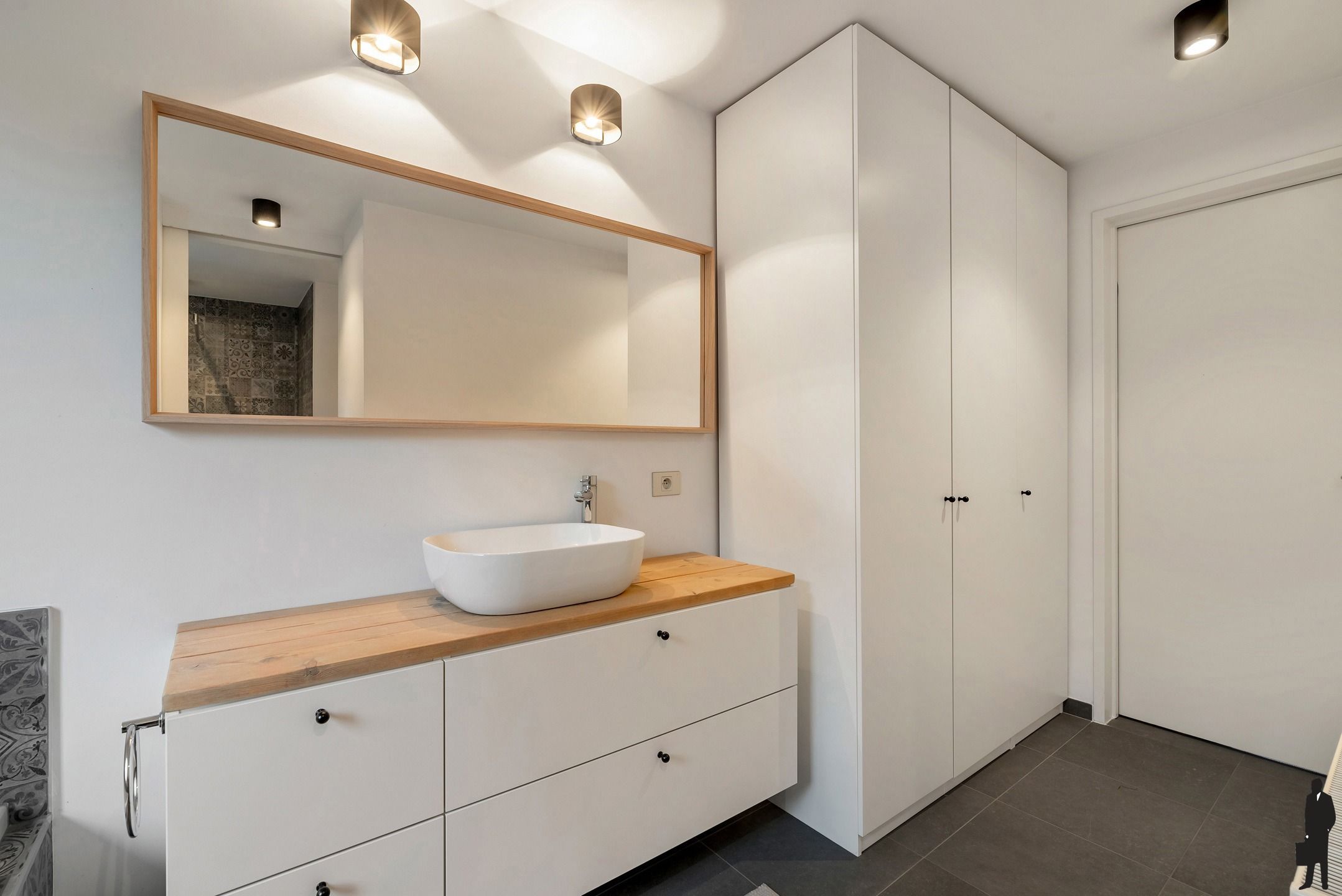Woning met zwembad op zuidgericht perceel van ca. 2145 m² foto 21