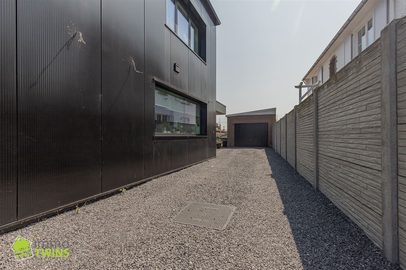 Instapklare woning met strak design te Grembergen foto 20