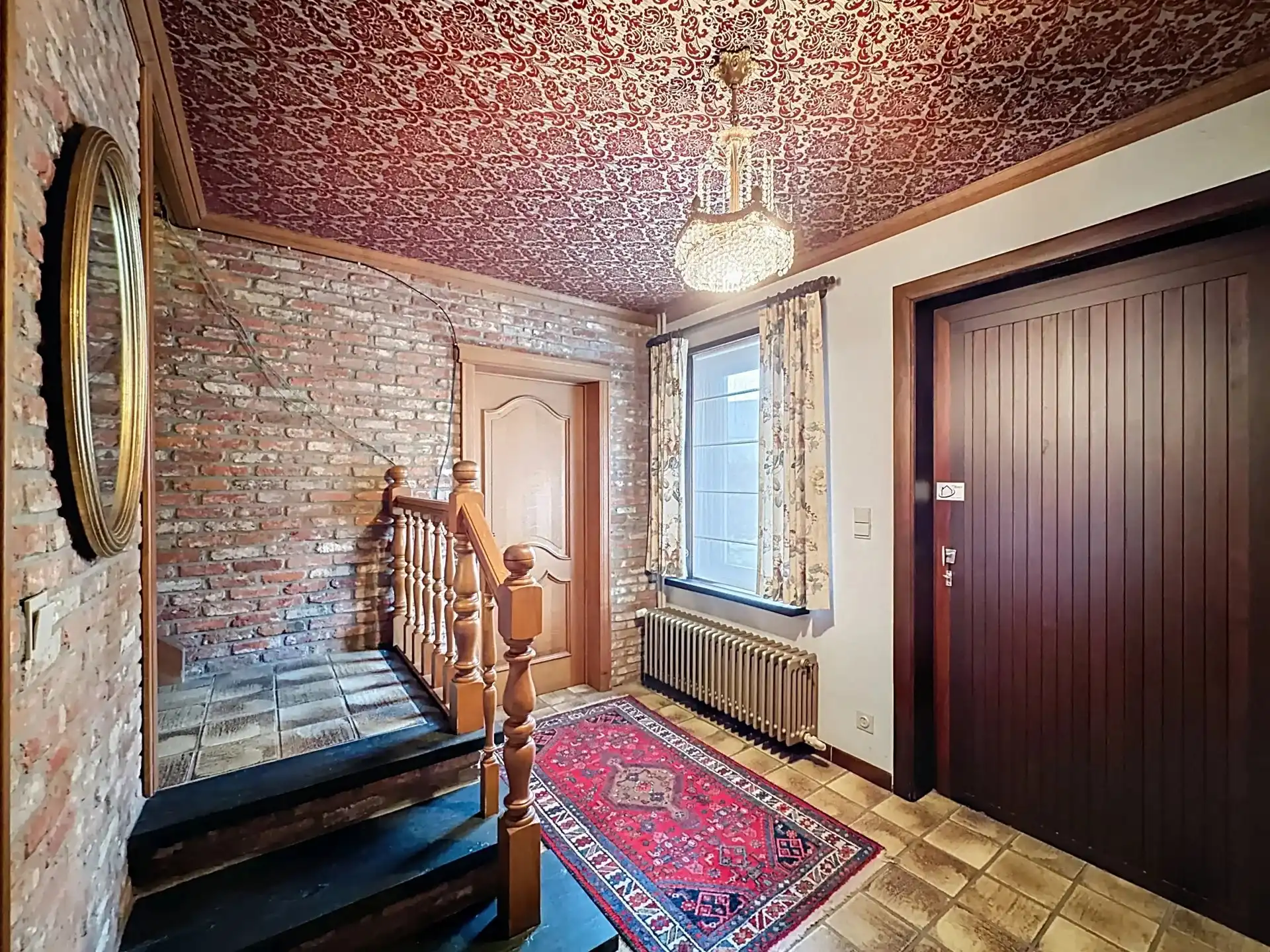 Op te frissen woning met 4 slaapkamers op een groot perceel. foto 5