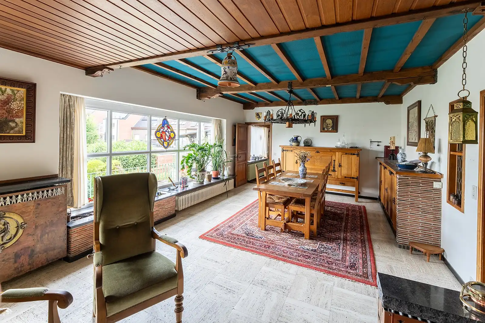 Uitzonderlijke gezinswoning (275m²) met ruim atelier, zonnig terras, garage en prachtige tuin foto 8
