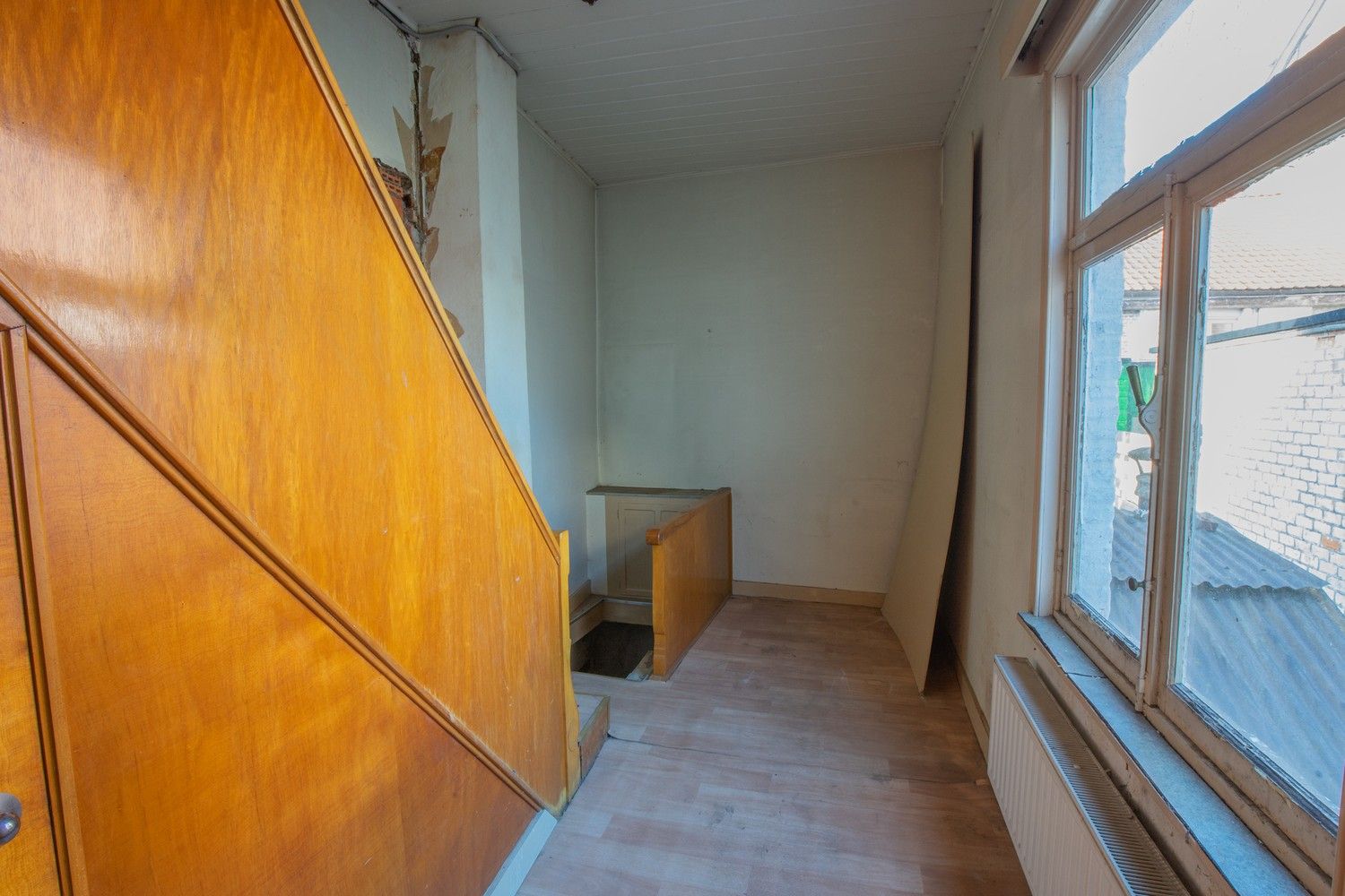 Te renoveren rijwoning in hartje Aarschot foto 7