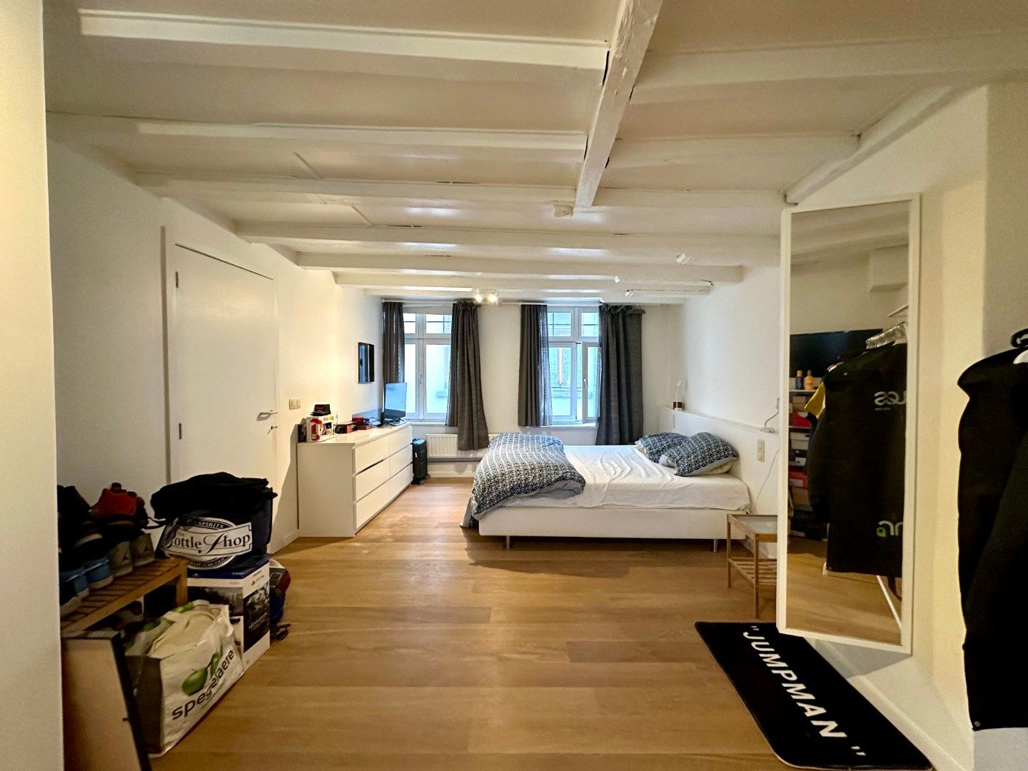 Gemeubelde rijwoning vlakbij Sint-Annarei foto 8