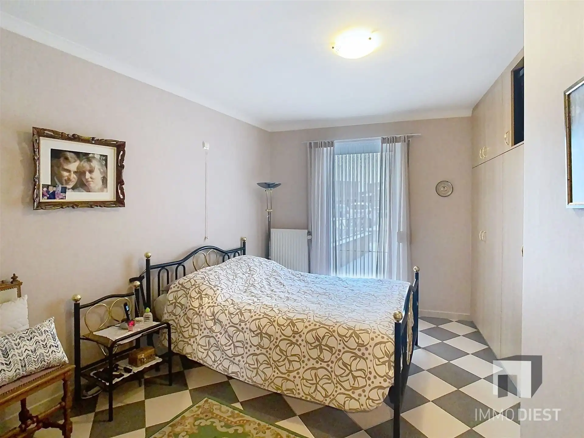 Topligging: gelijkvloers appartement mét garage en kelder foto 25
