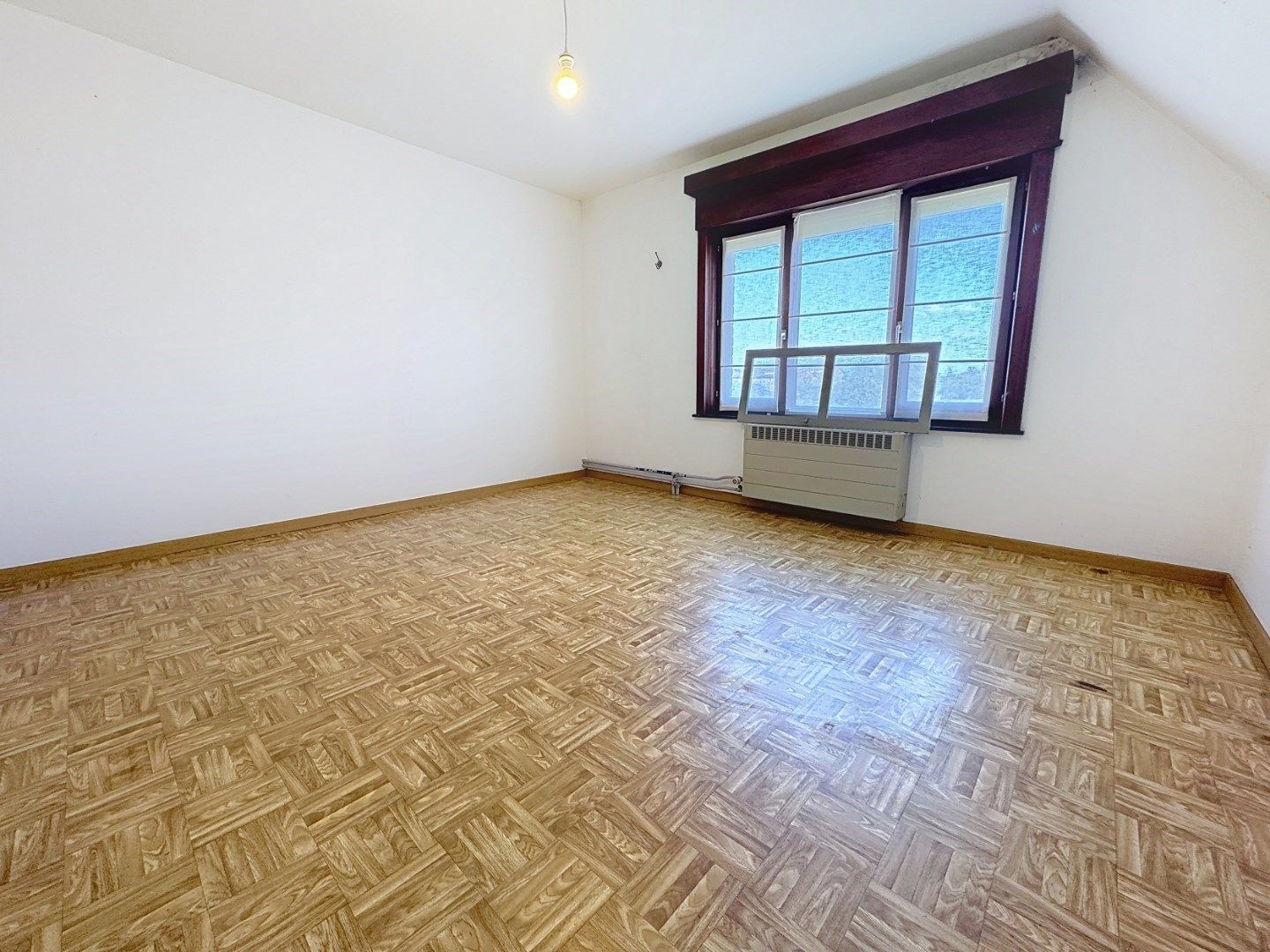 Instapklare en ruime woning met 3slpks en tuin foto 19