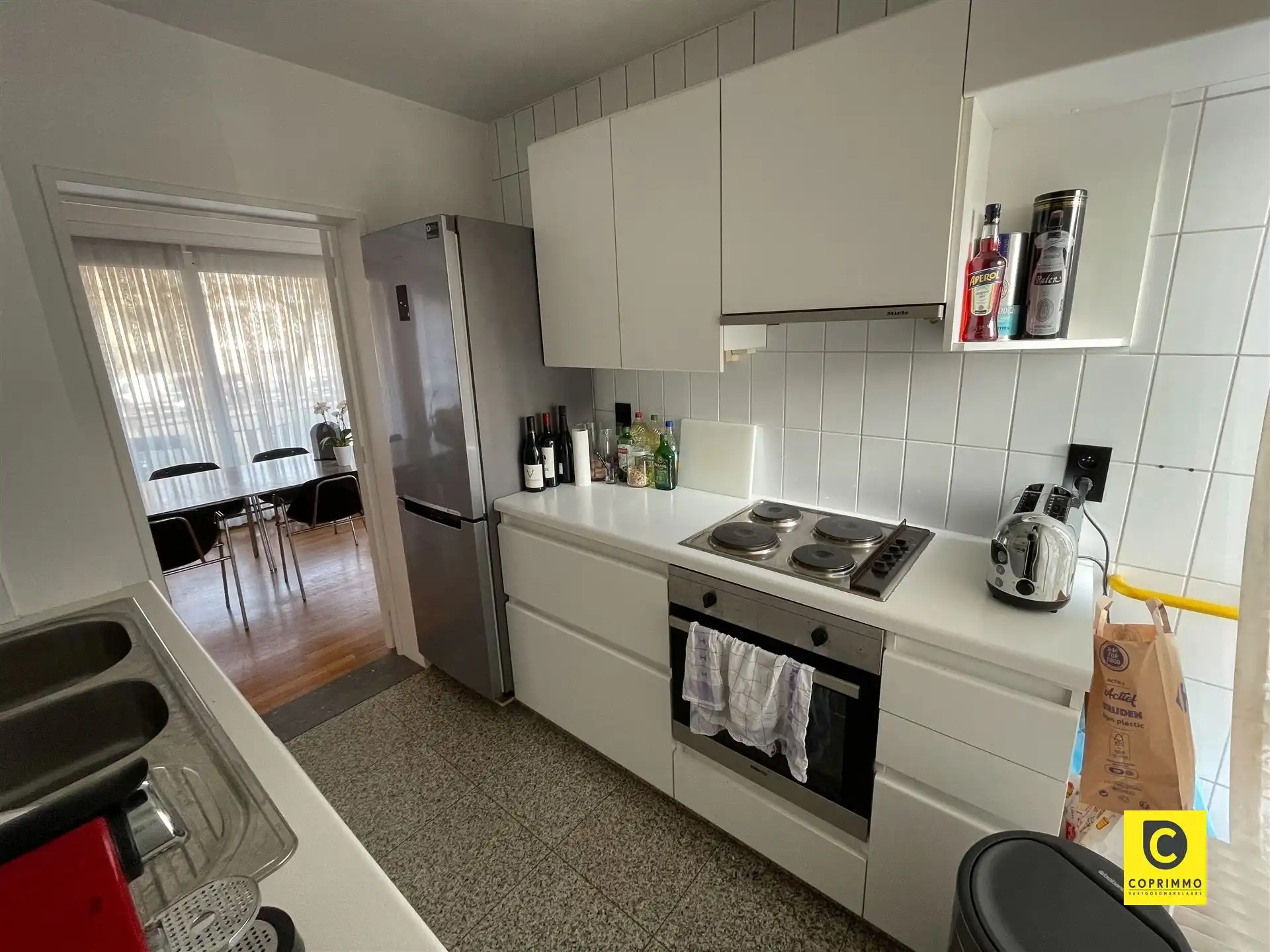 Instapklaar 3 slaapkamer appartement met zonnig terras, kelder en fietsenberging foto 53
