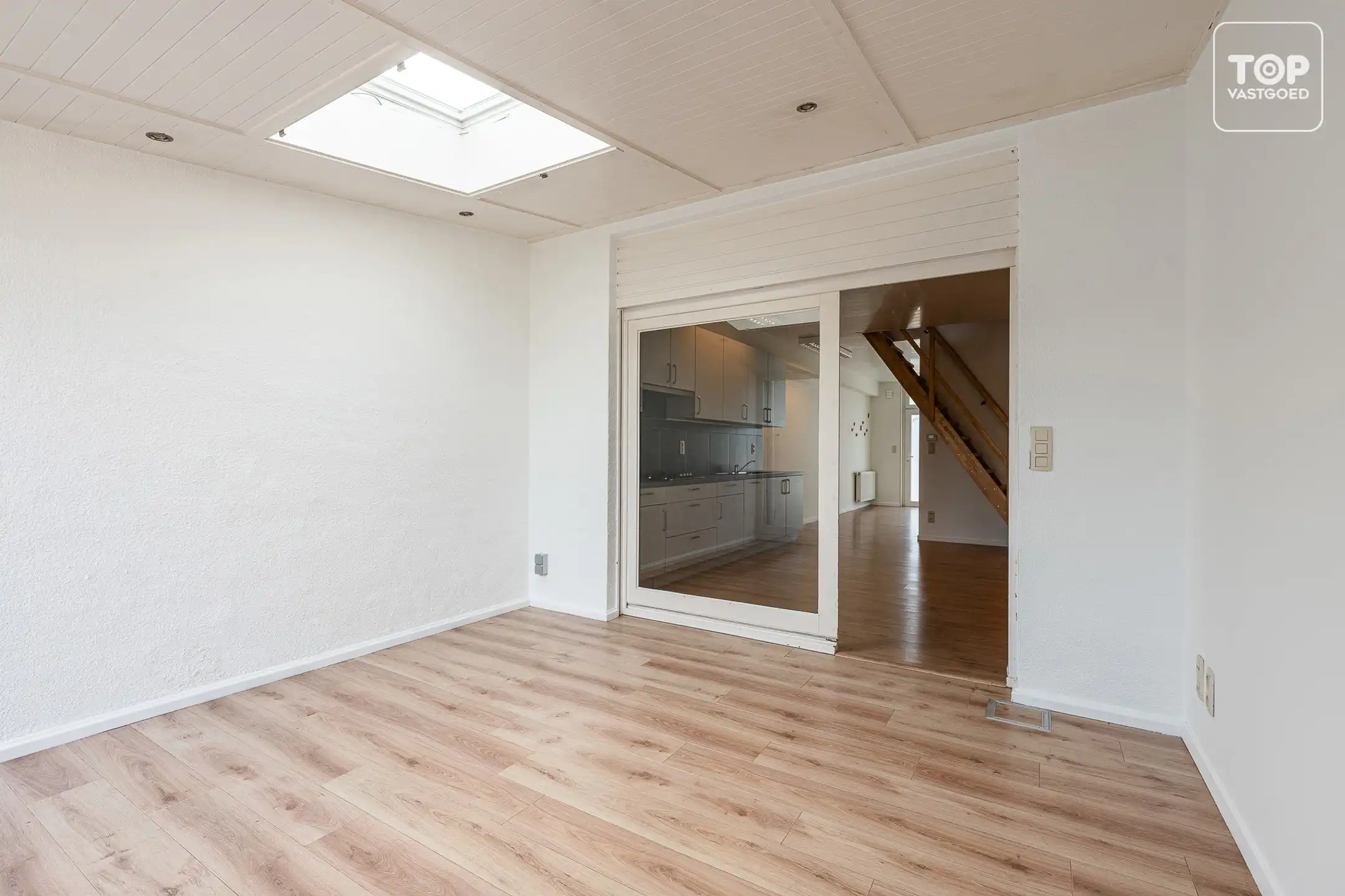 Instapklare woning met 3 slaapkamers en open zicht op de velden foto 7