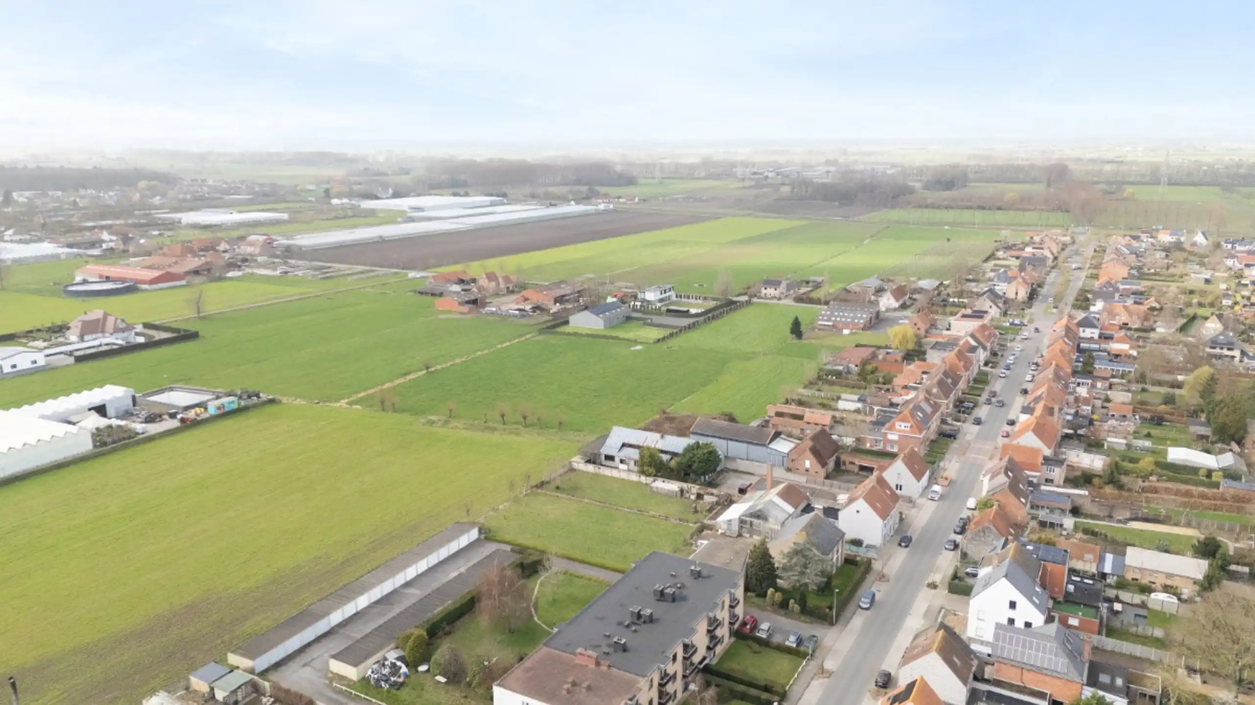 Centraal gelegen burgerwoning met garage en ruime tuin foto 29