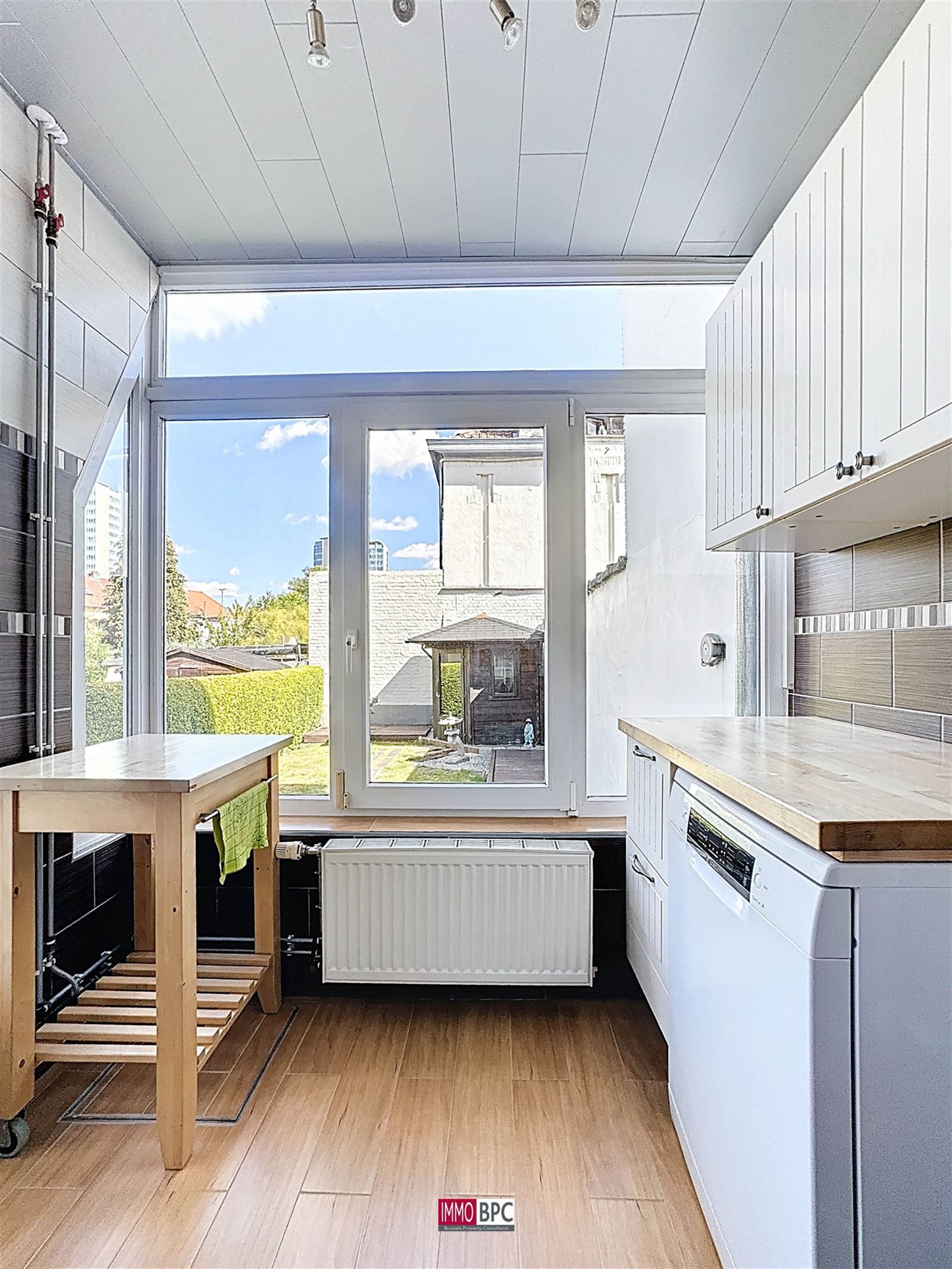 Gezelllige  woning met tuin en 2 garages  in Ganshoren! foto 14
