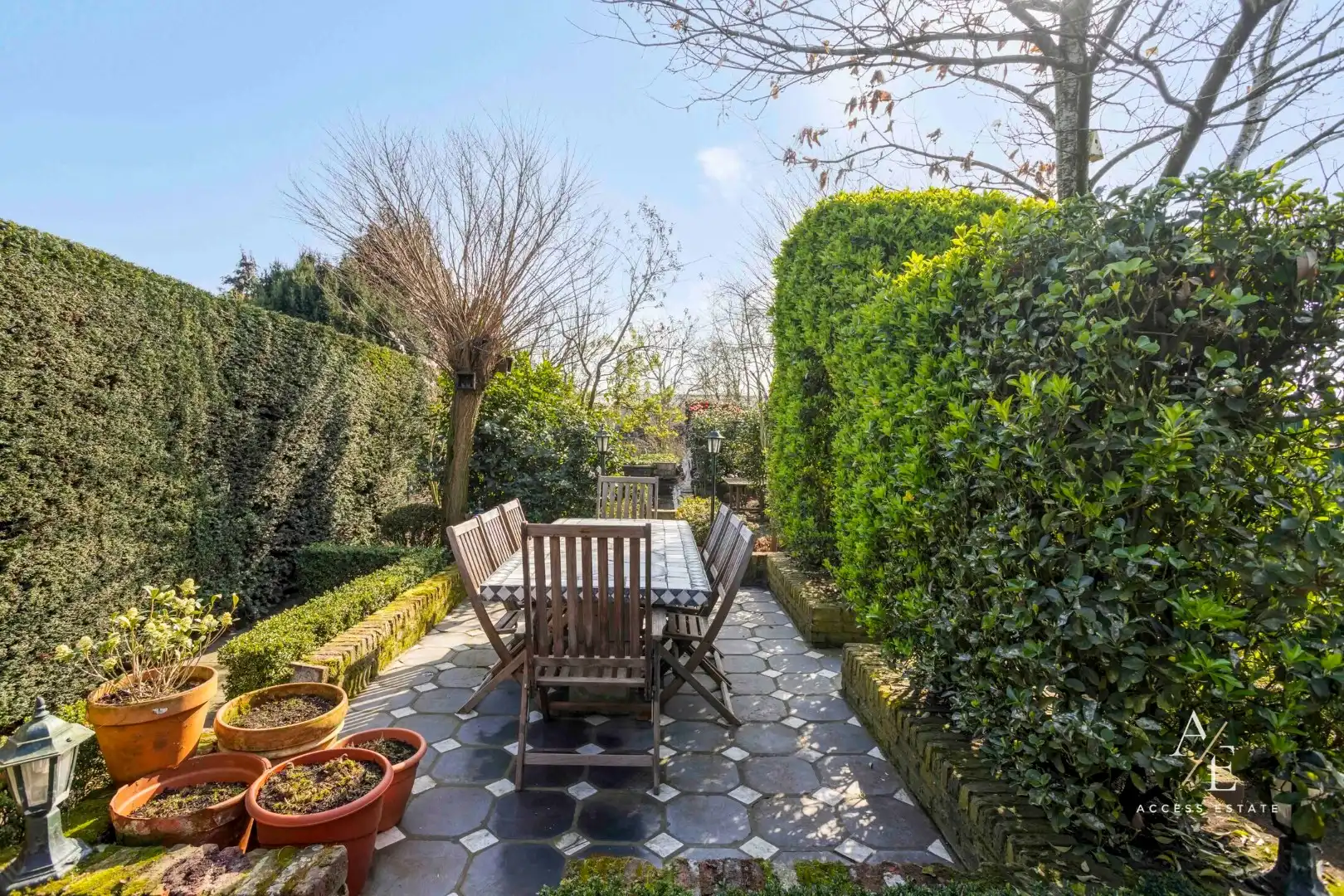 OOSTAKKER - Karaktervolle open bebouwing met grote tuin nabij het centrum foto 13