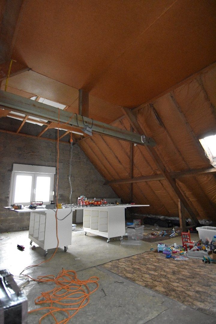 Charmante woning met 3 slaapkamers (mogelijkheid tot meer), dubbele garage en tuin te koop in Lendelede foto 11